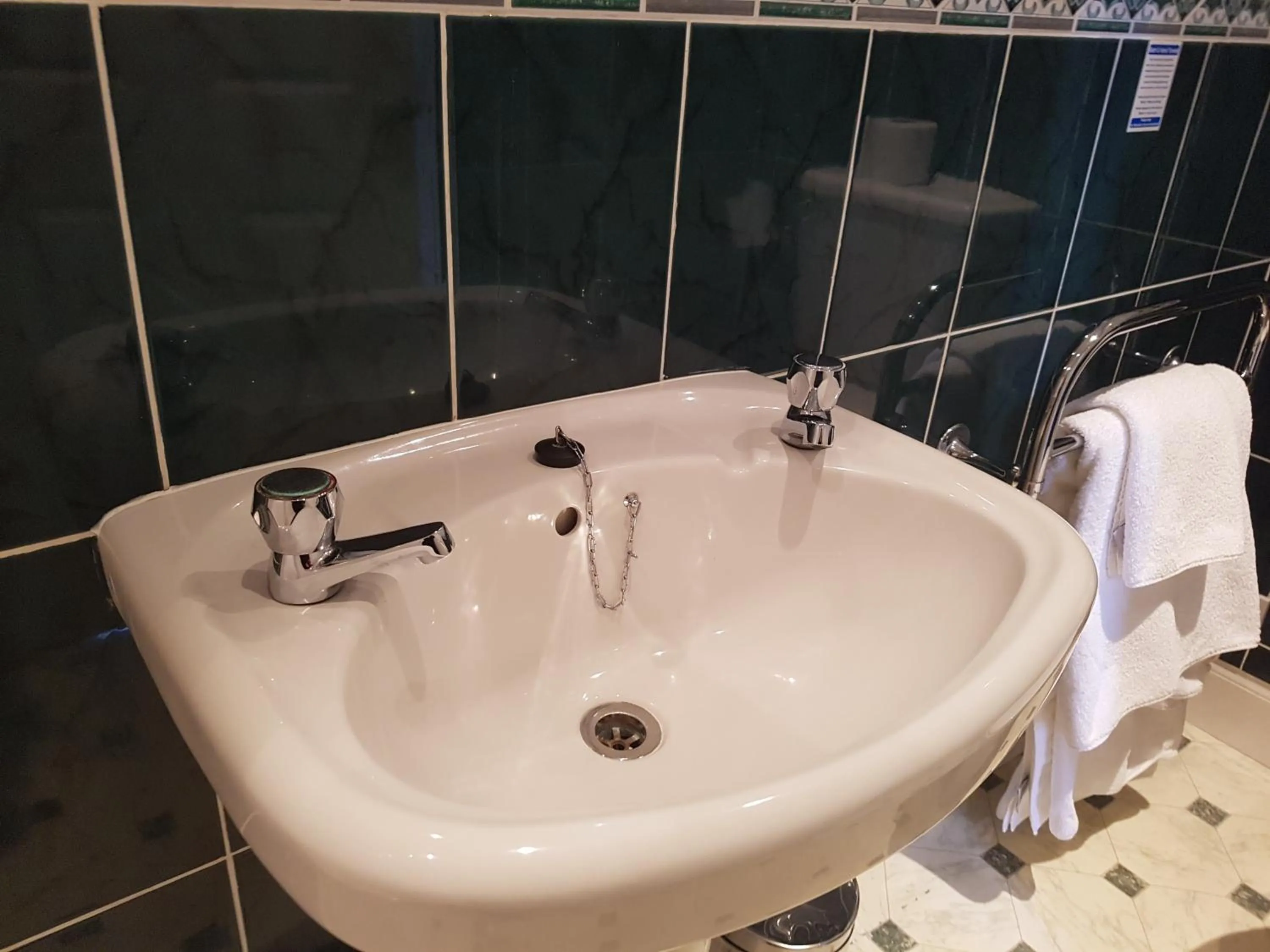 Bathroom in Ardshiel Hotel