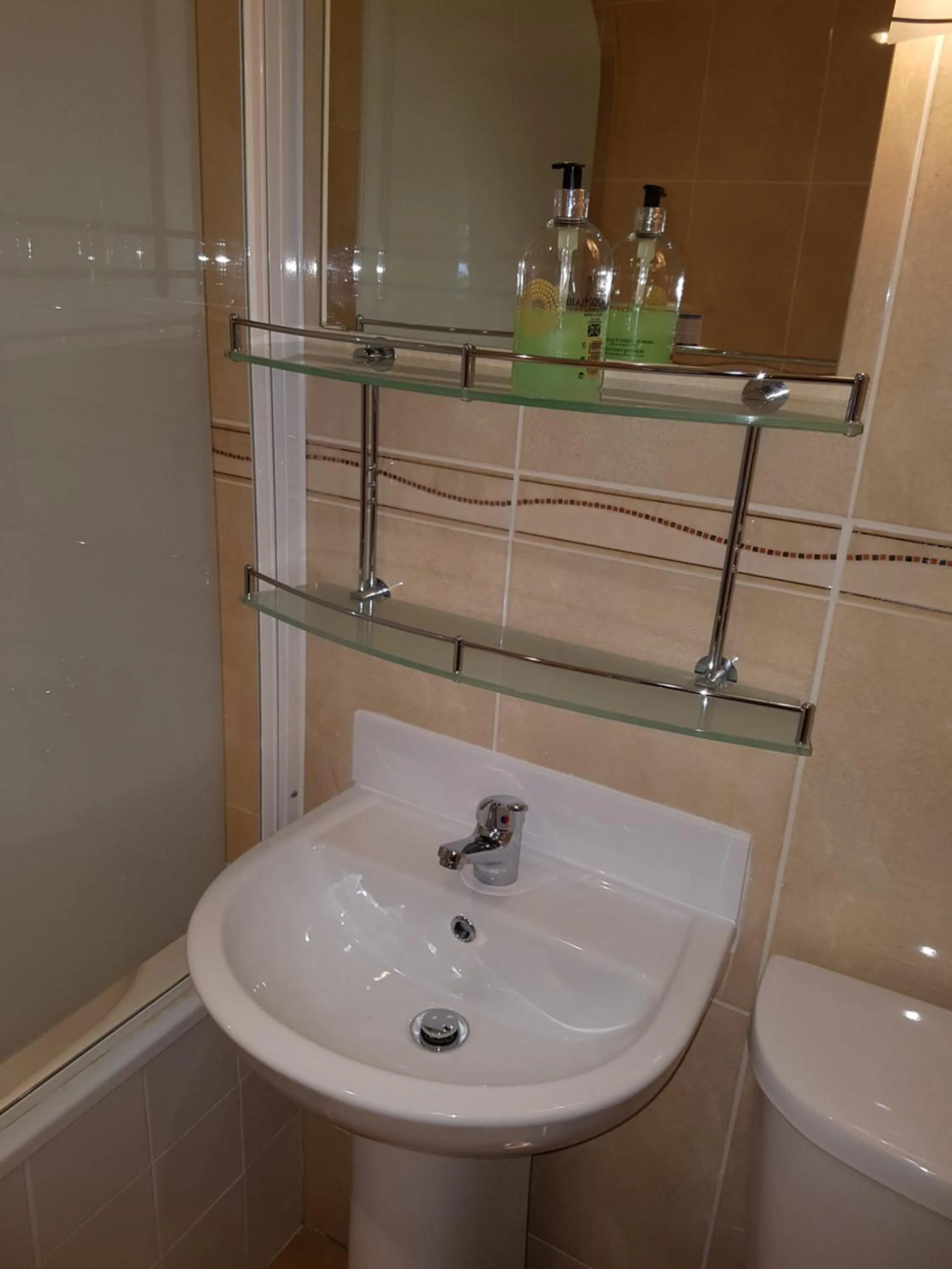 Bathroom in Ardshiel Hotel