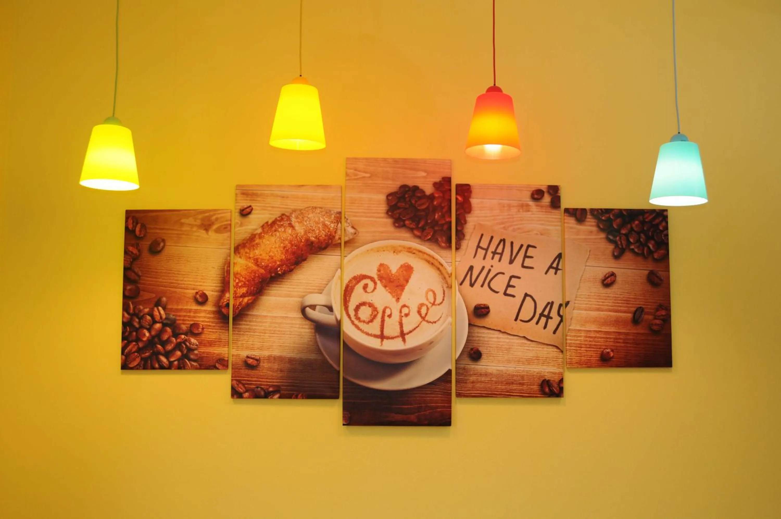 Decorative detail in Color House Malpensa B&B