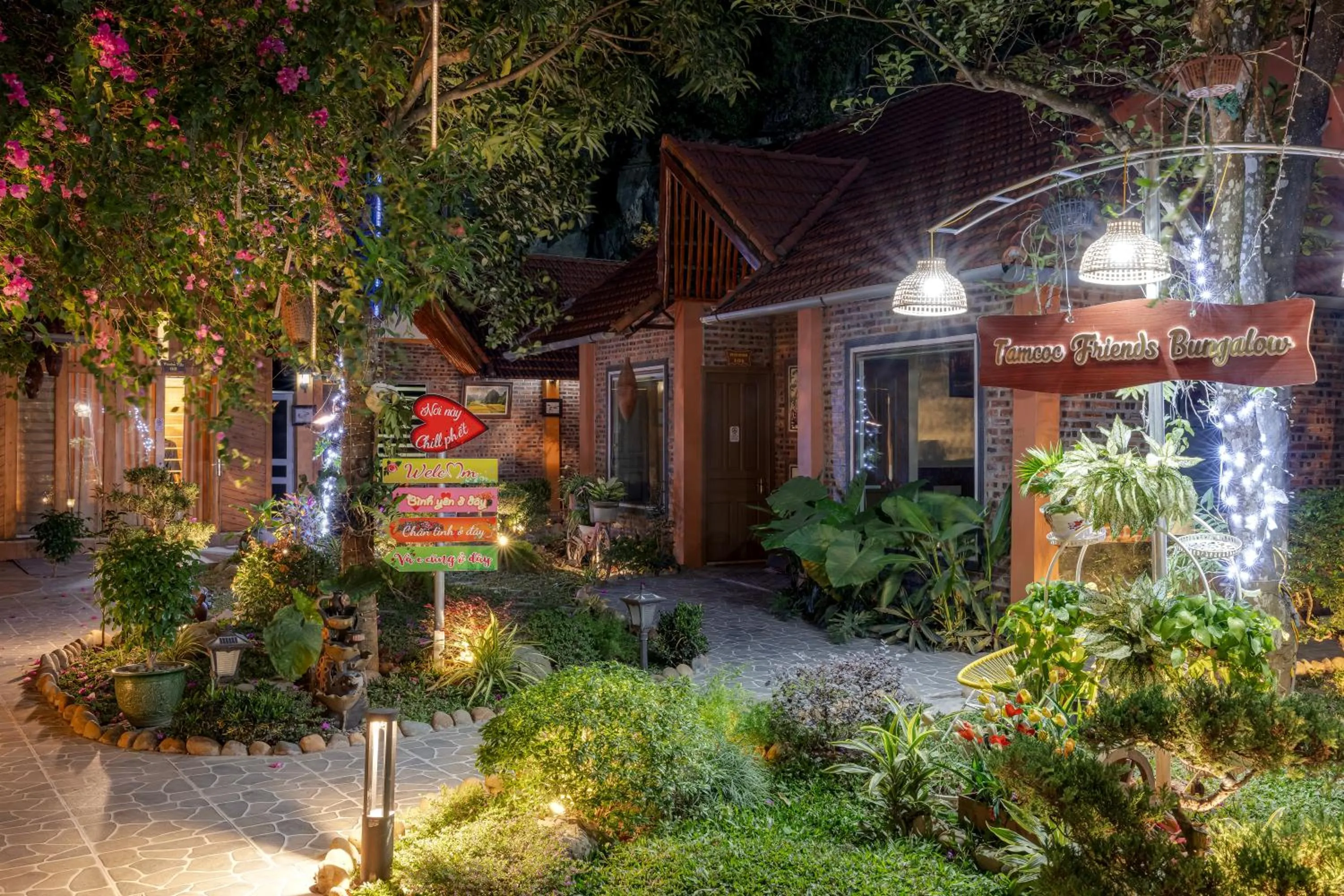 Spring in Tam Coc Friends Bungalow Ninh Bình