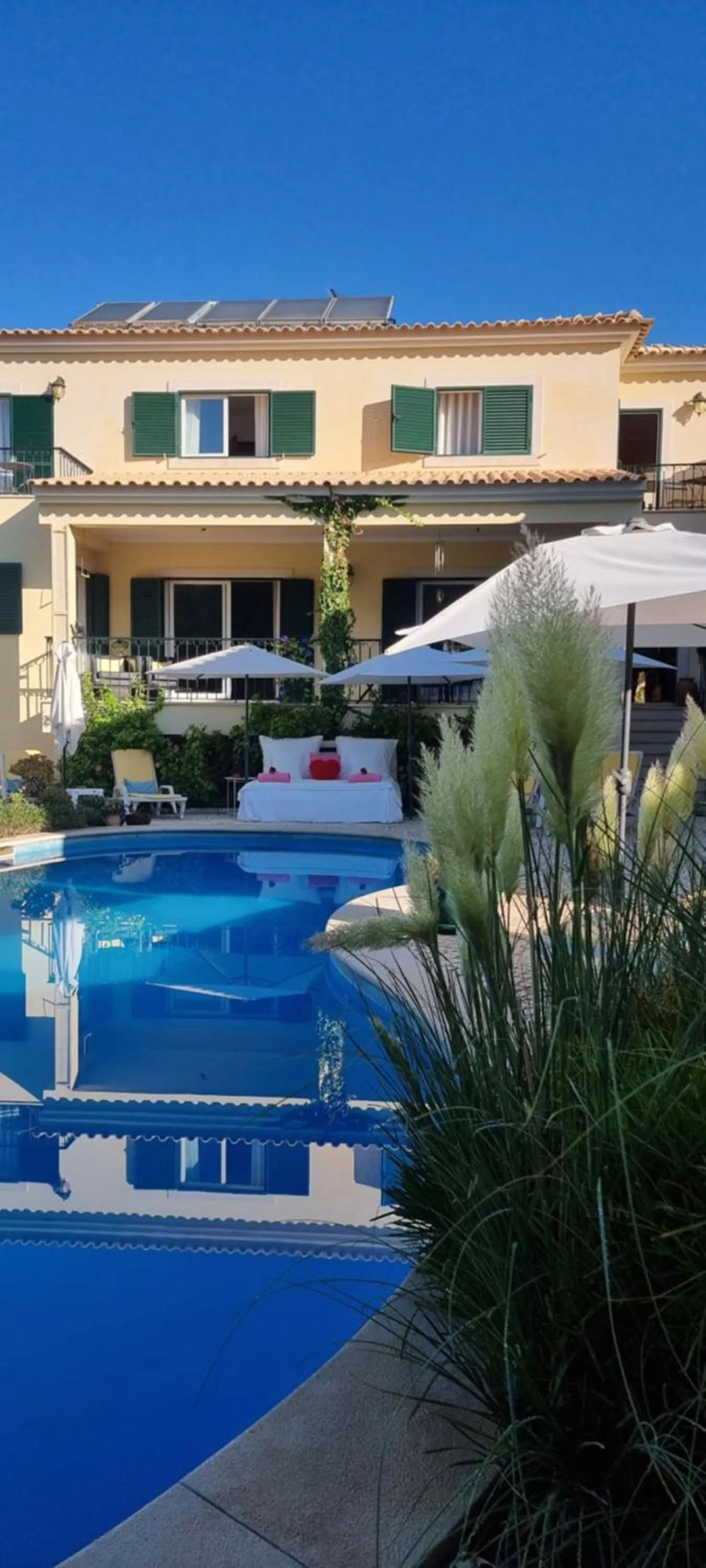 Property building in Vila De Sol