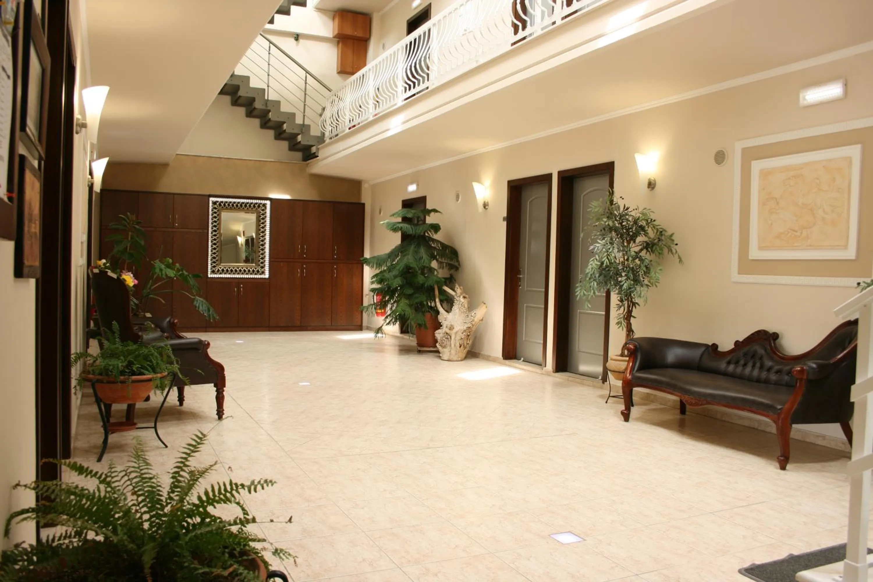 Lobby or reception in Rea Hotel