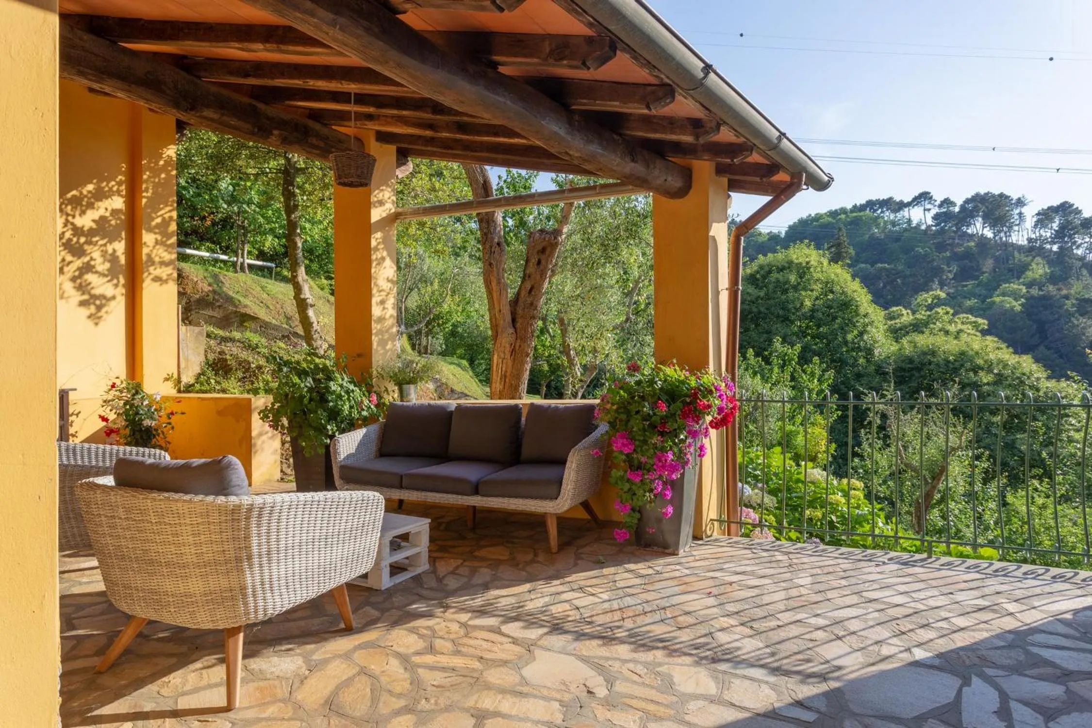 Property building in Villa Borgovecchio B&B