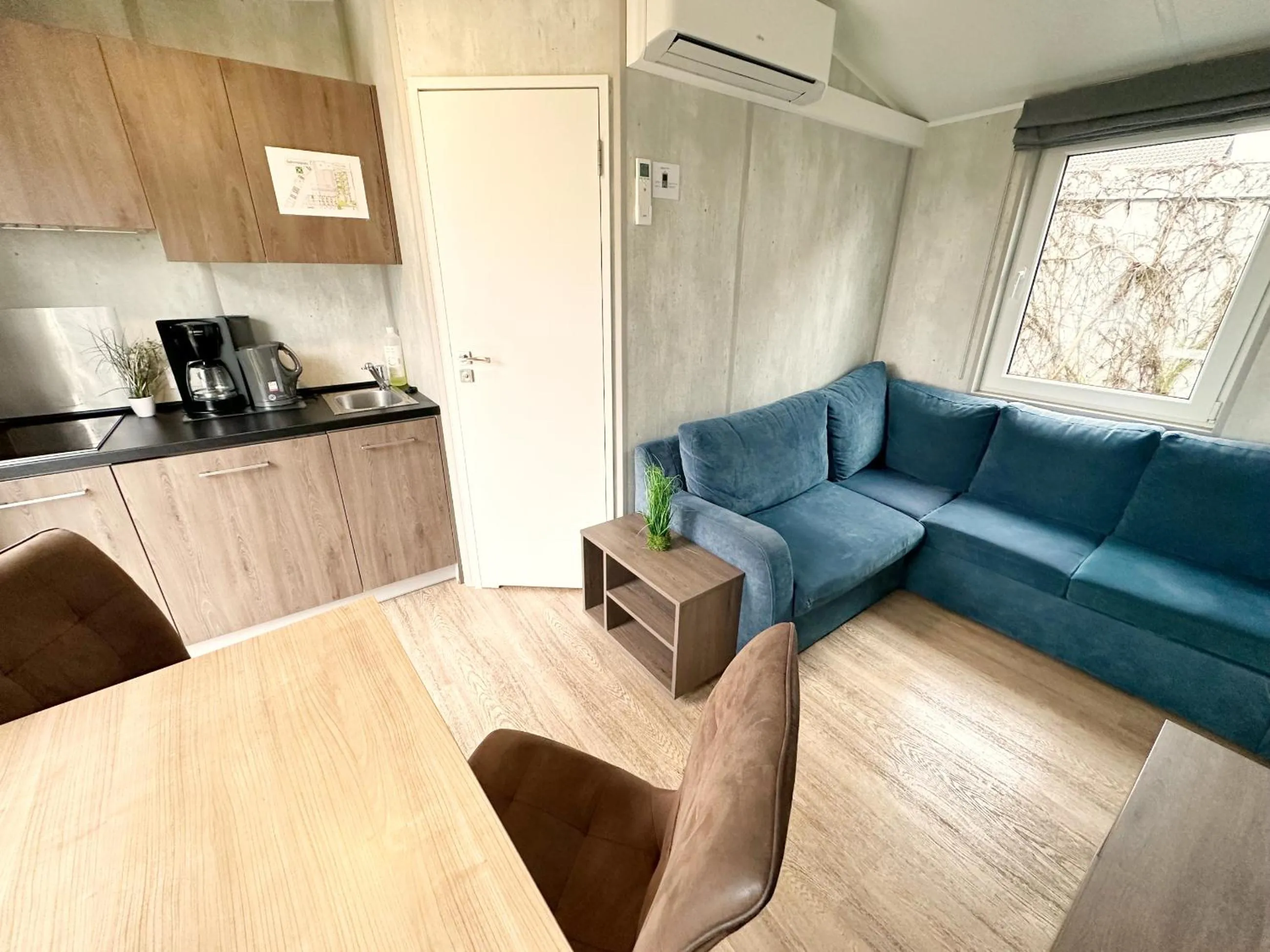 Kitchen or kitchenette in Sunny Hotel Straubing