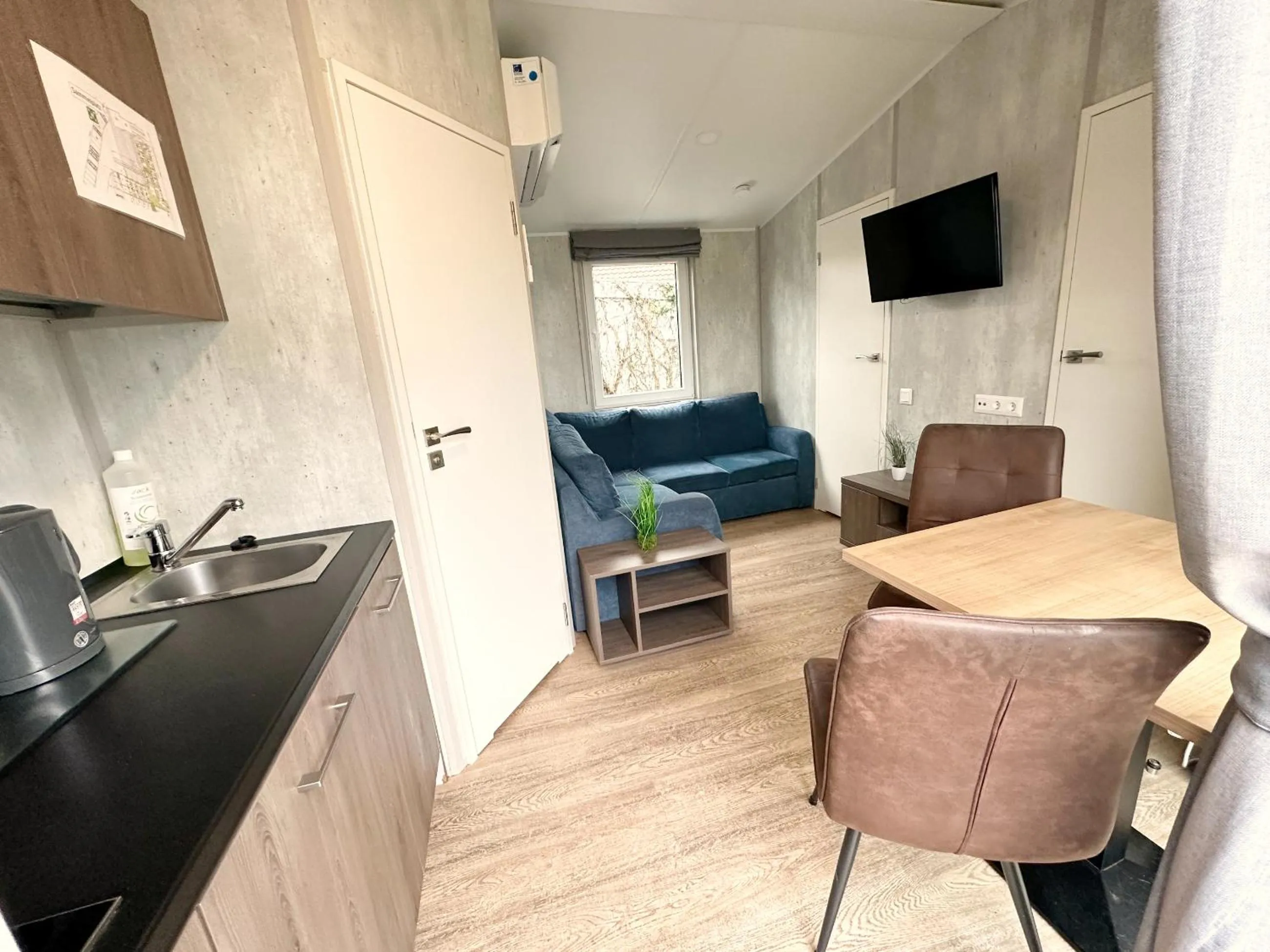 TV and multimedia in Sunny Hotel Straubing