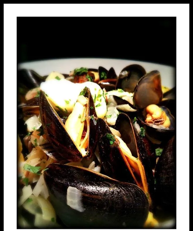 Restaurant/places to eat in The White Hart Hotel