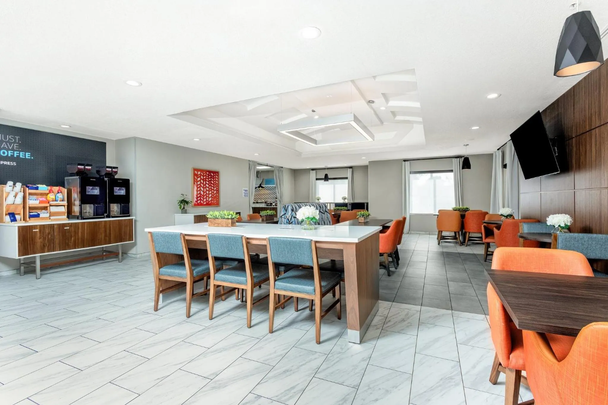 Property building in Holiday Inn Express & Suites Ormond Beach - North Daytona by IHG