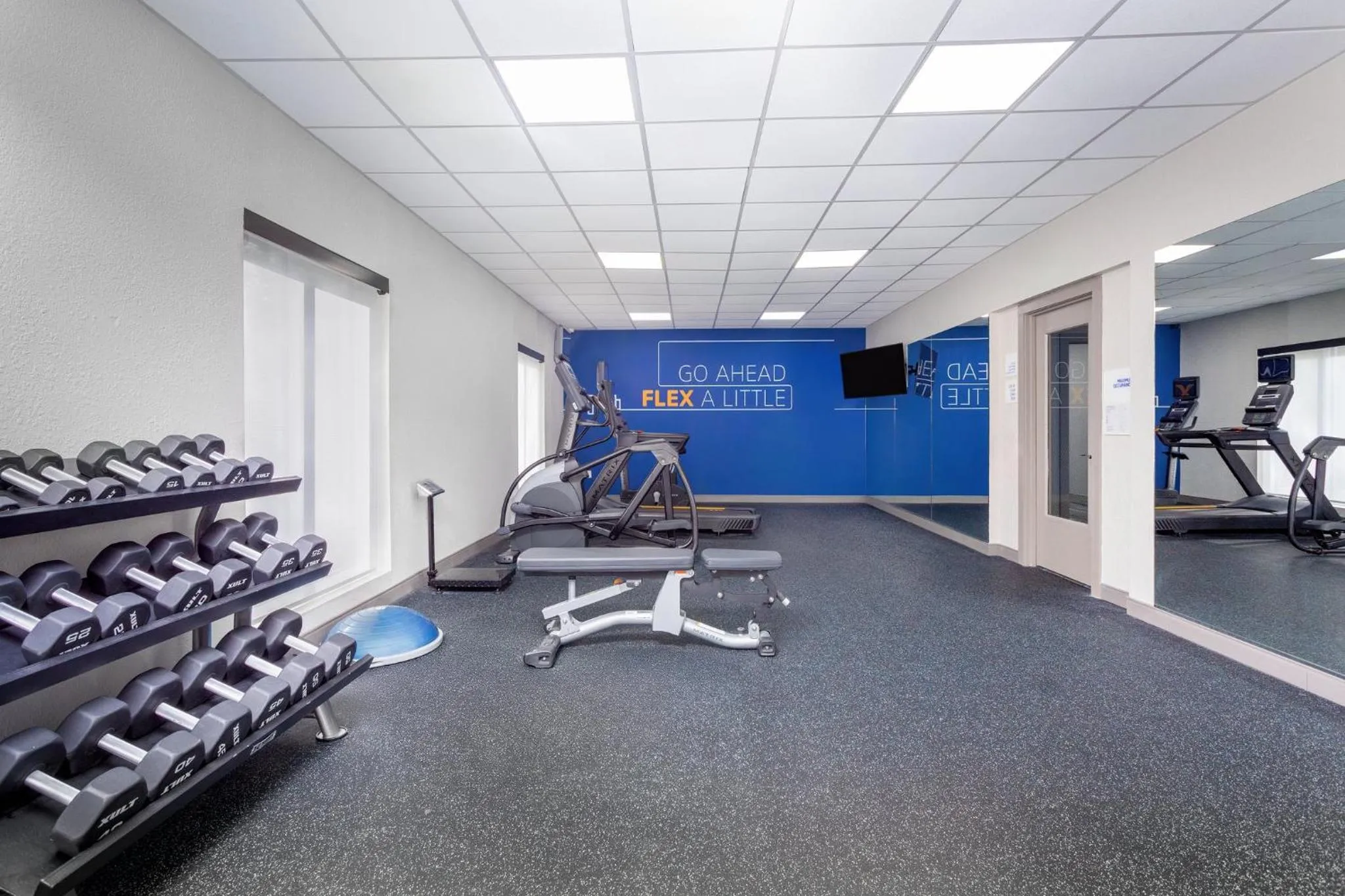 Fitness centre/facilities in Holiday Inn Express & Suites Ormond Beach - North Daytona by IHG
