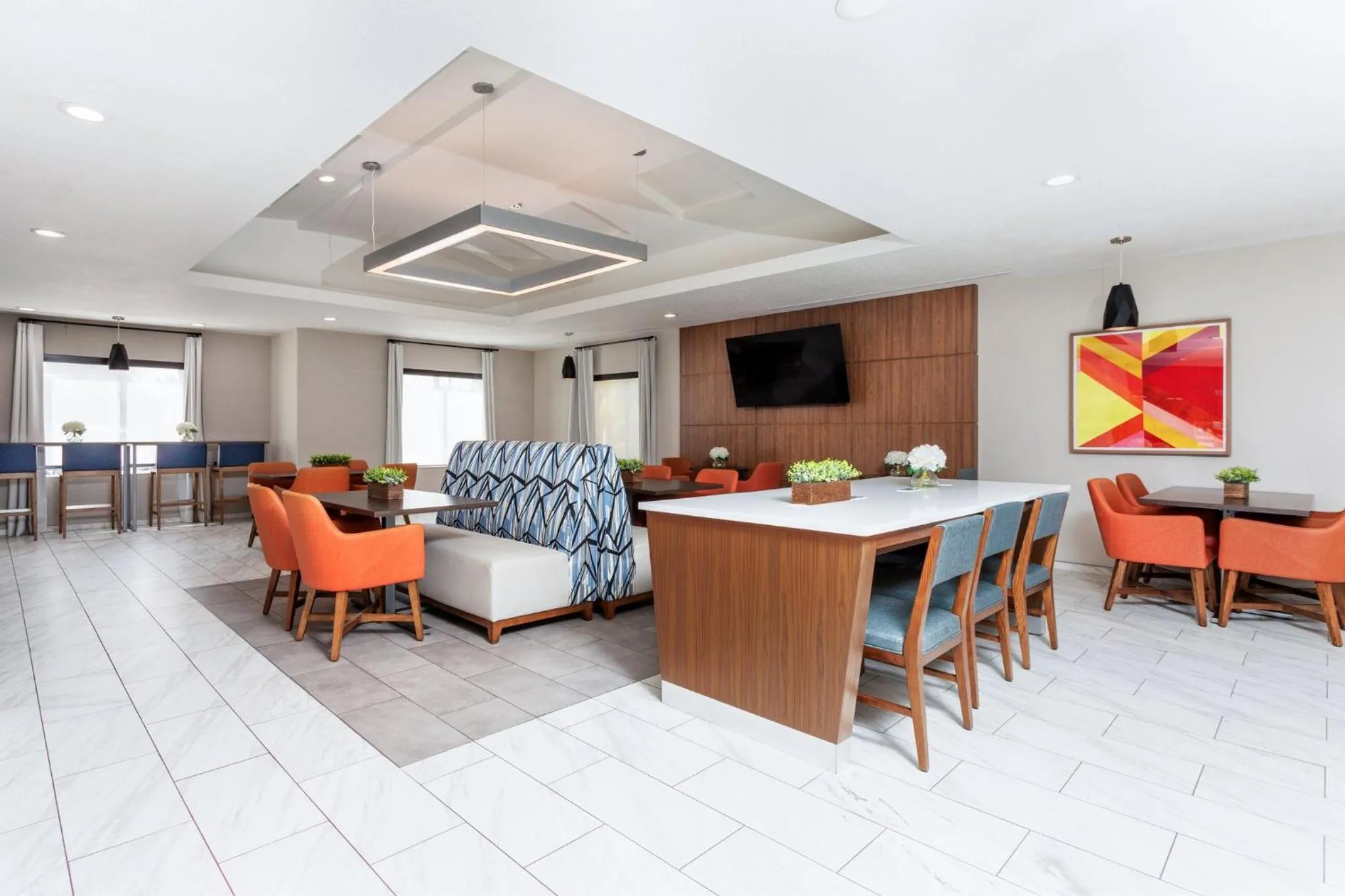 Breakfast in Holiday Inn Express & Suites Ormond Beach - North Daytona by IHG