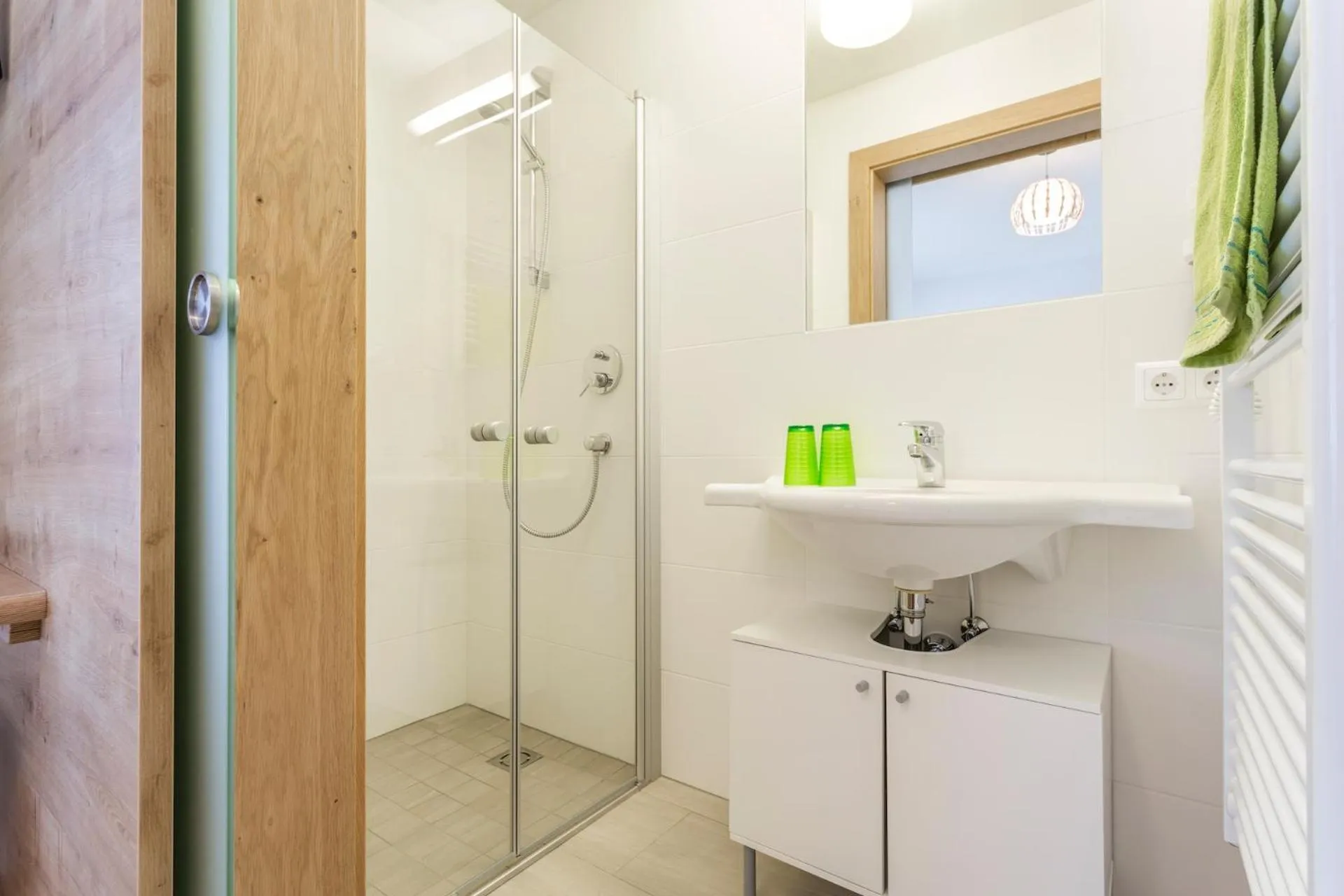 Photo of the whole room in Pension Ahorn