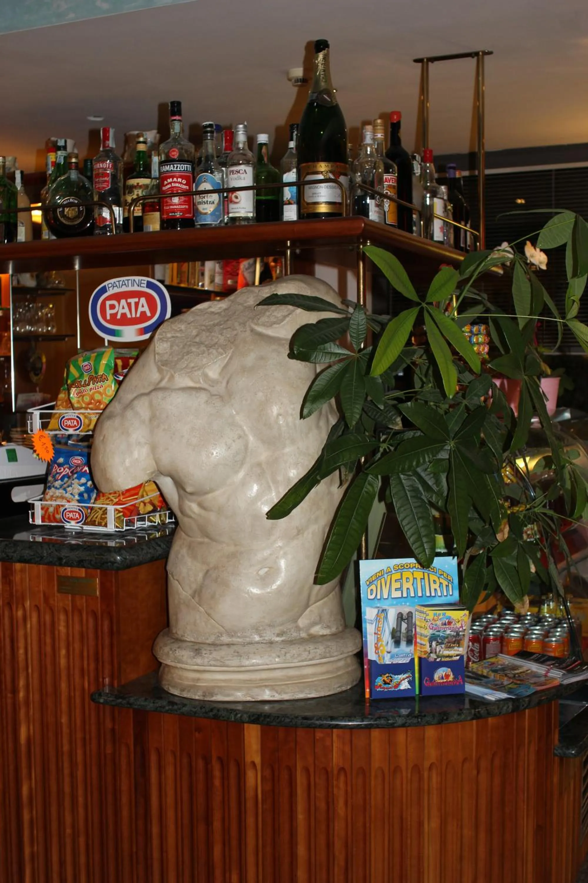 Decorative detail in Hotel La Fenice