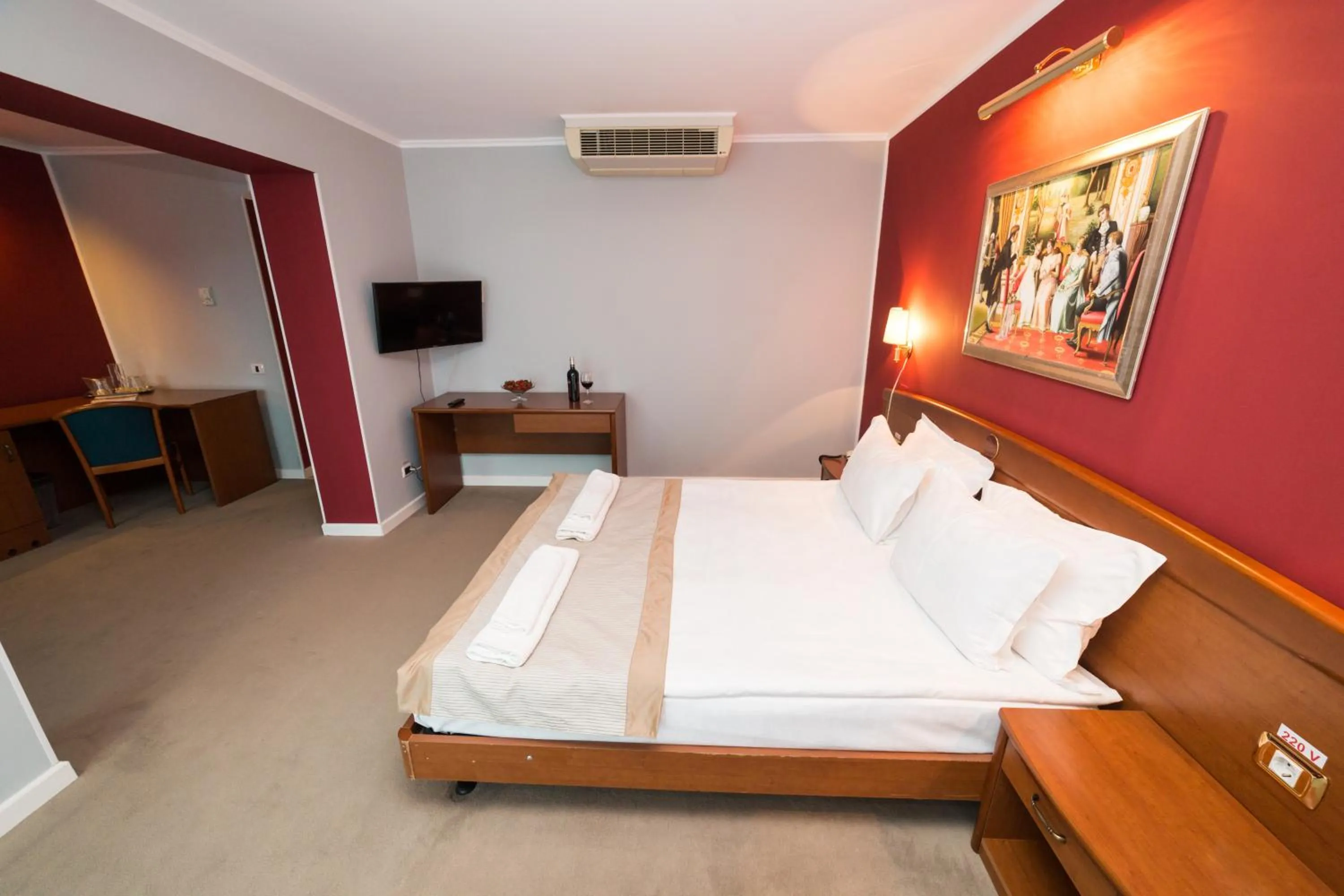 Bed in Bavaria Blu Hotel and Conference Centre