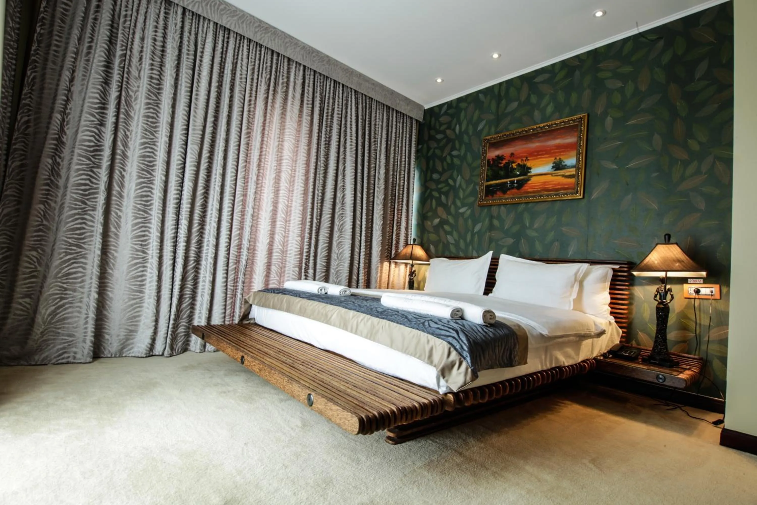 Bed in Bavaria Blu Hotel and Conference Centre