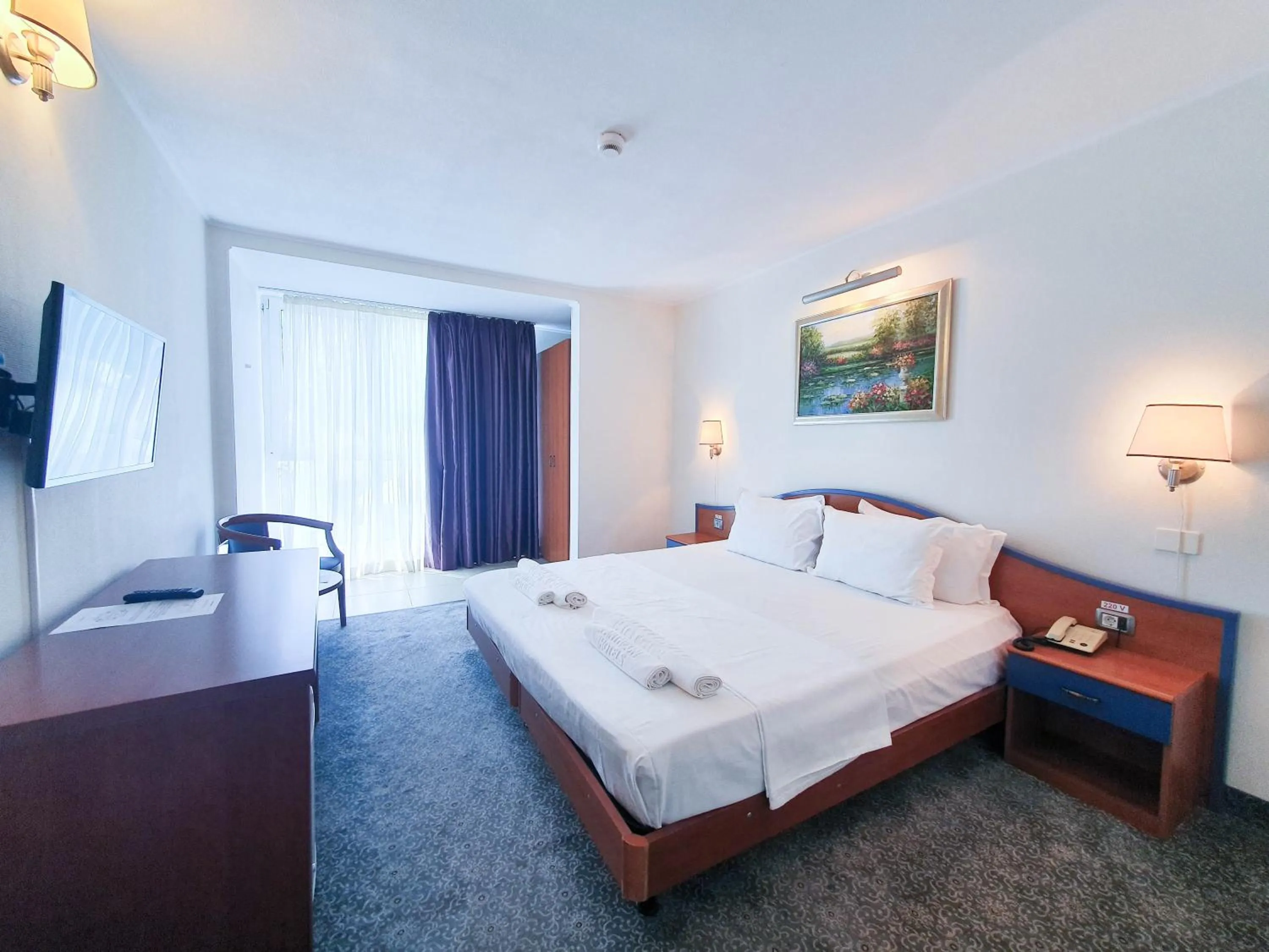 Bed in Bavaria Blu Hotel and Conference Centre