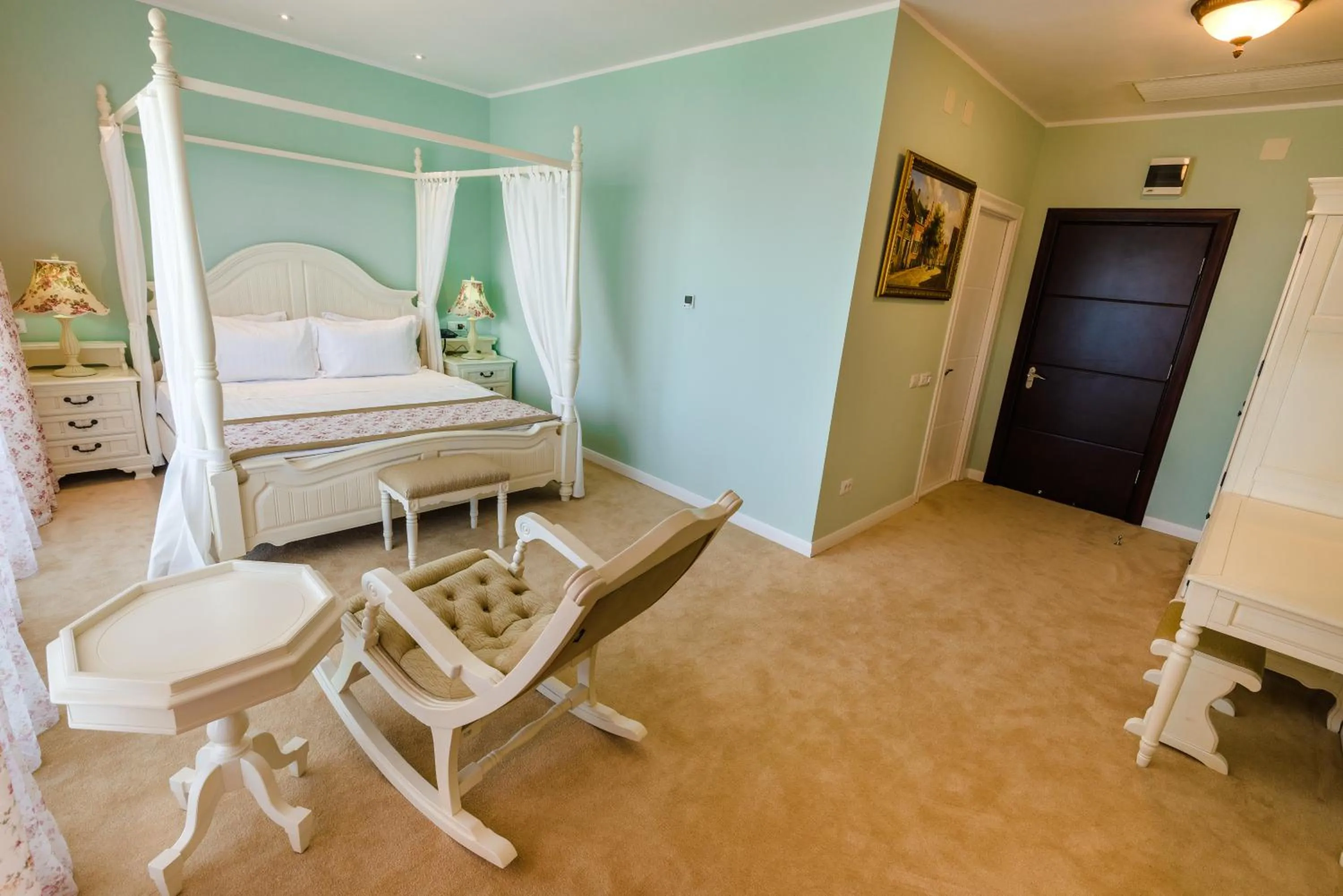 Photo of the whole room, Bed in Bavaria Blu Hotel and Conference Centre