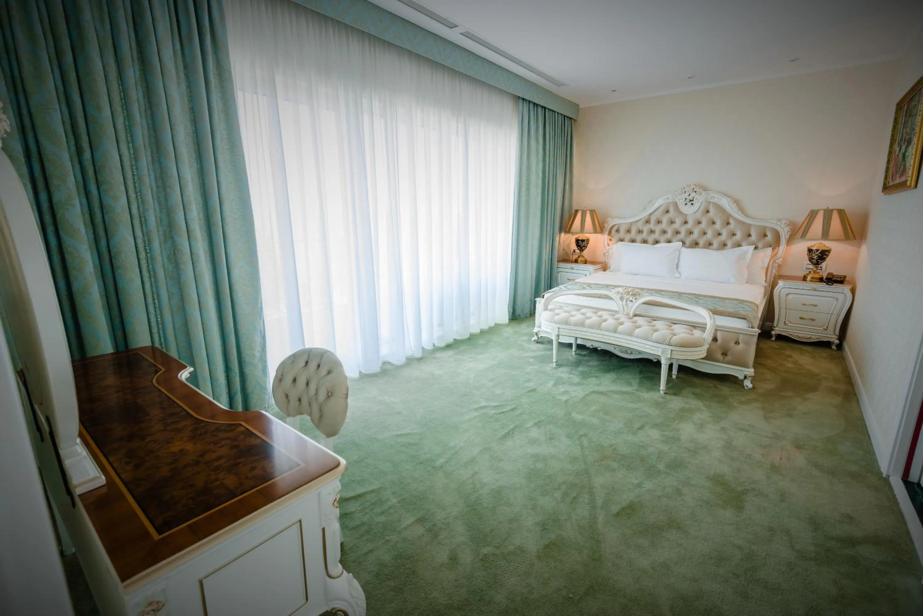 Bed in Bavaria Blu Hotel and Conference Centre