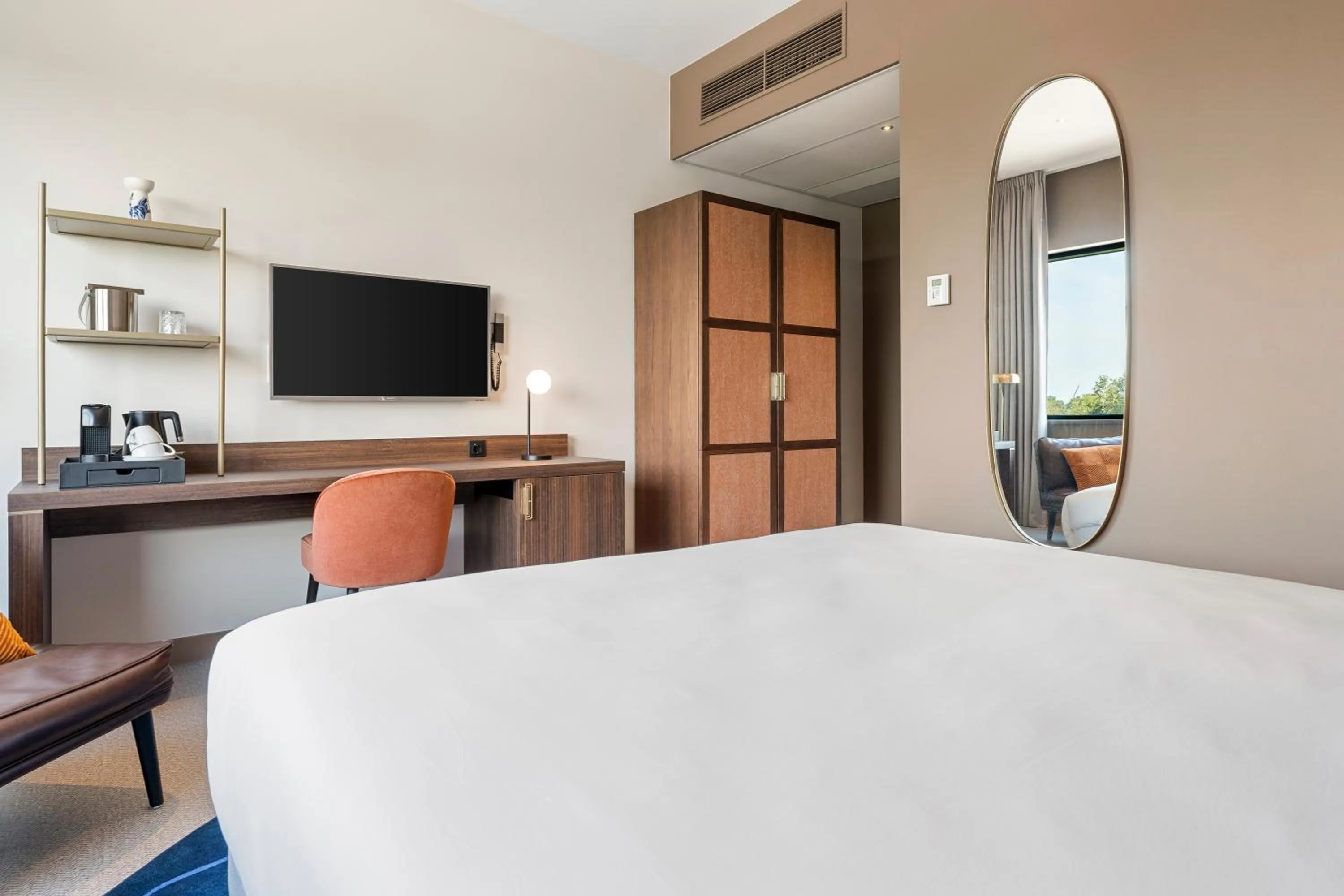 Bed in Corendon Urban Amsterdam Schiphol Airport Hotel