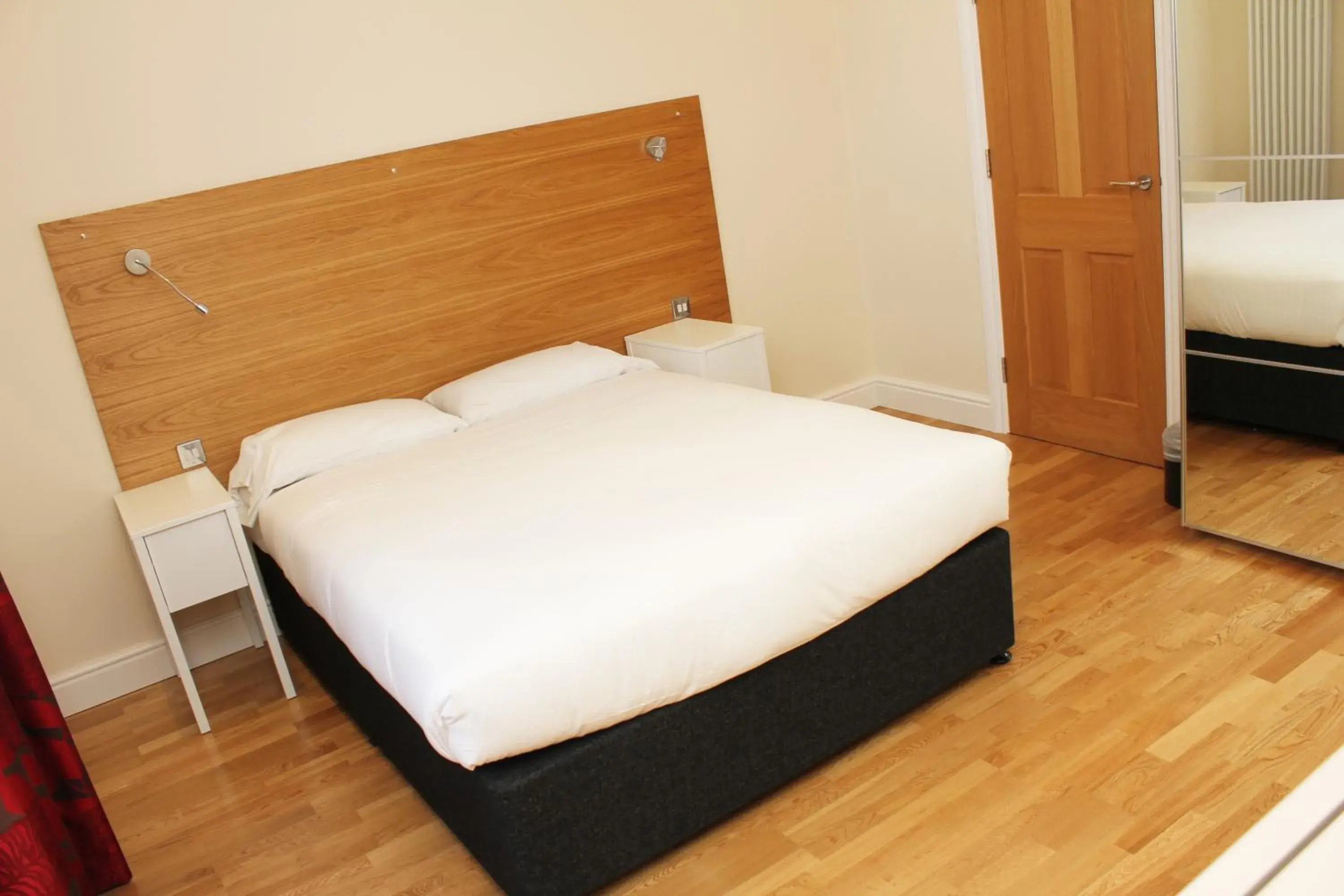 Standard Double Room in Brentwood Guest House Hotel Standard Double Room in Brentwood Guest House Hotel