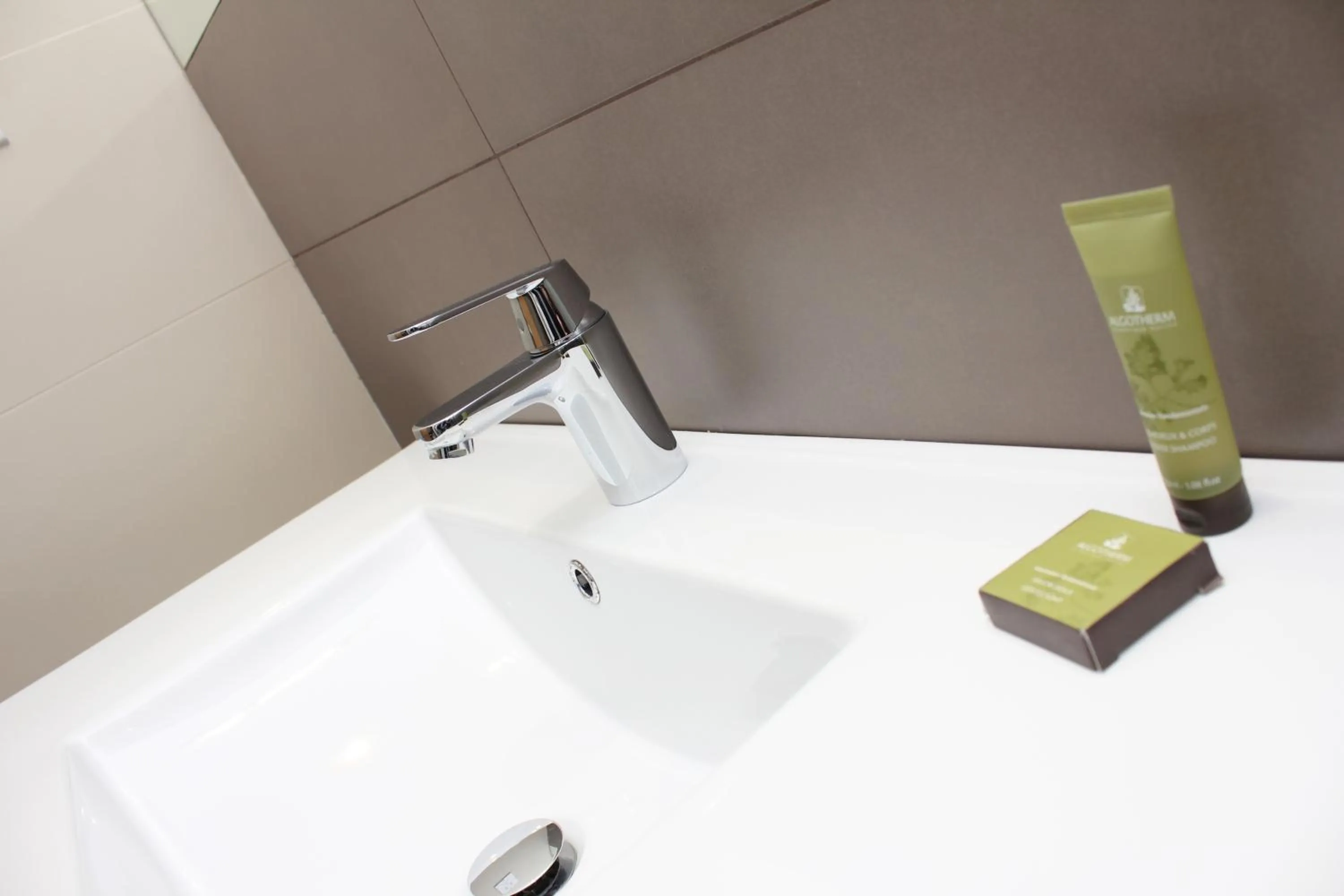 Superior Double or Twin Room in Brentwood Guest House Hotel