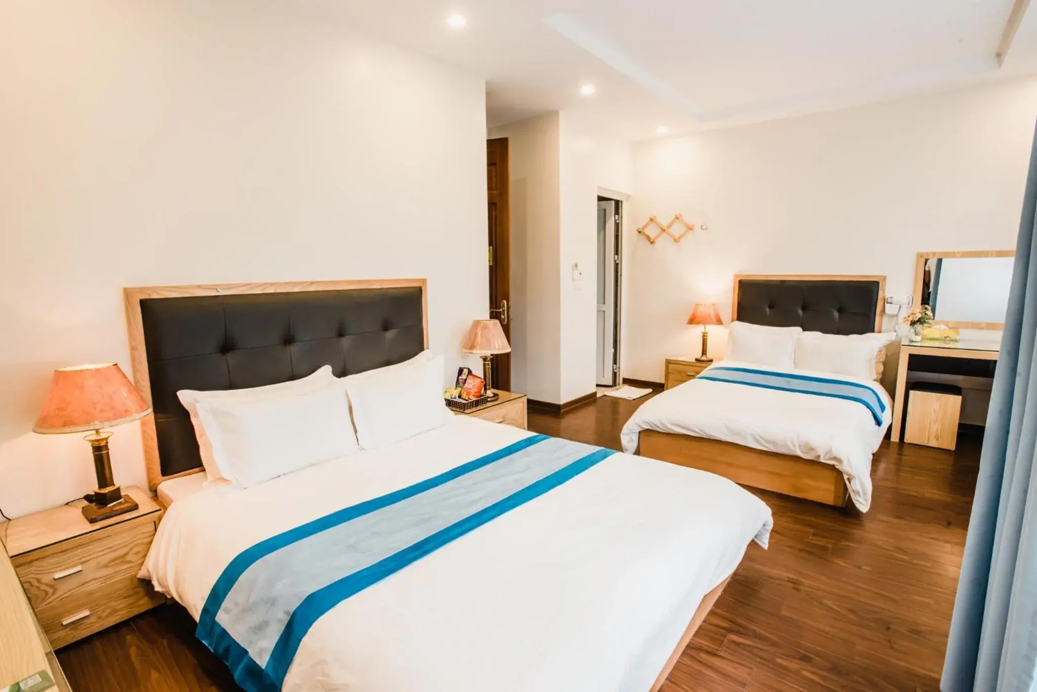 Superior Double or Twin Room with City View in Hotel Royal Superior Double or Twin Room with City View in Hotel Royal