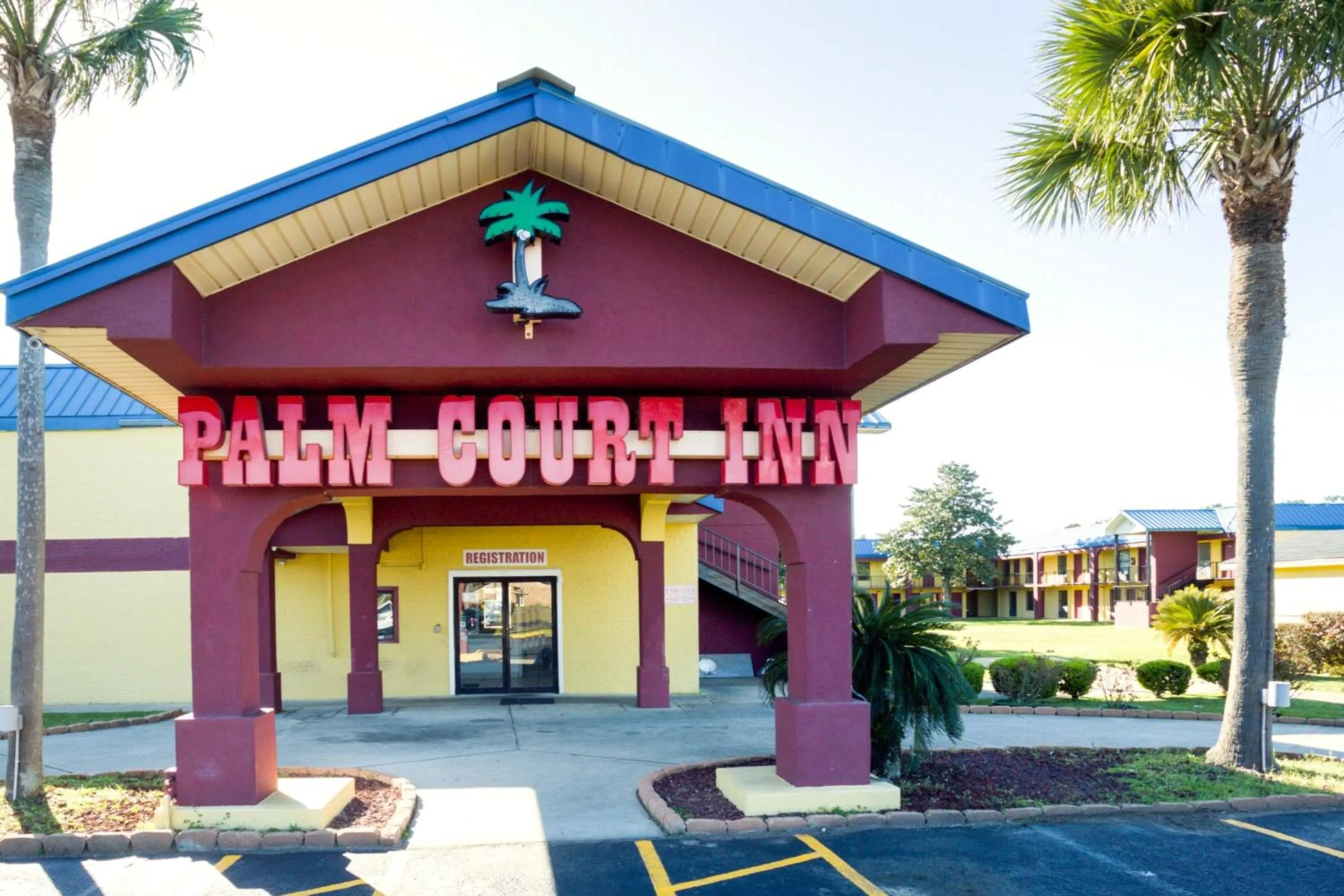 Property building in OYO Hotel Pensacola I-10 & Hwy 29