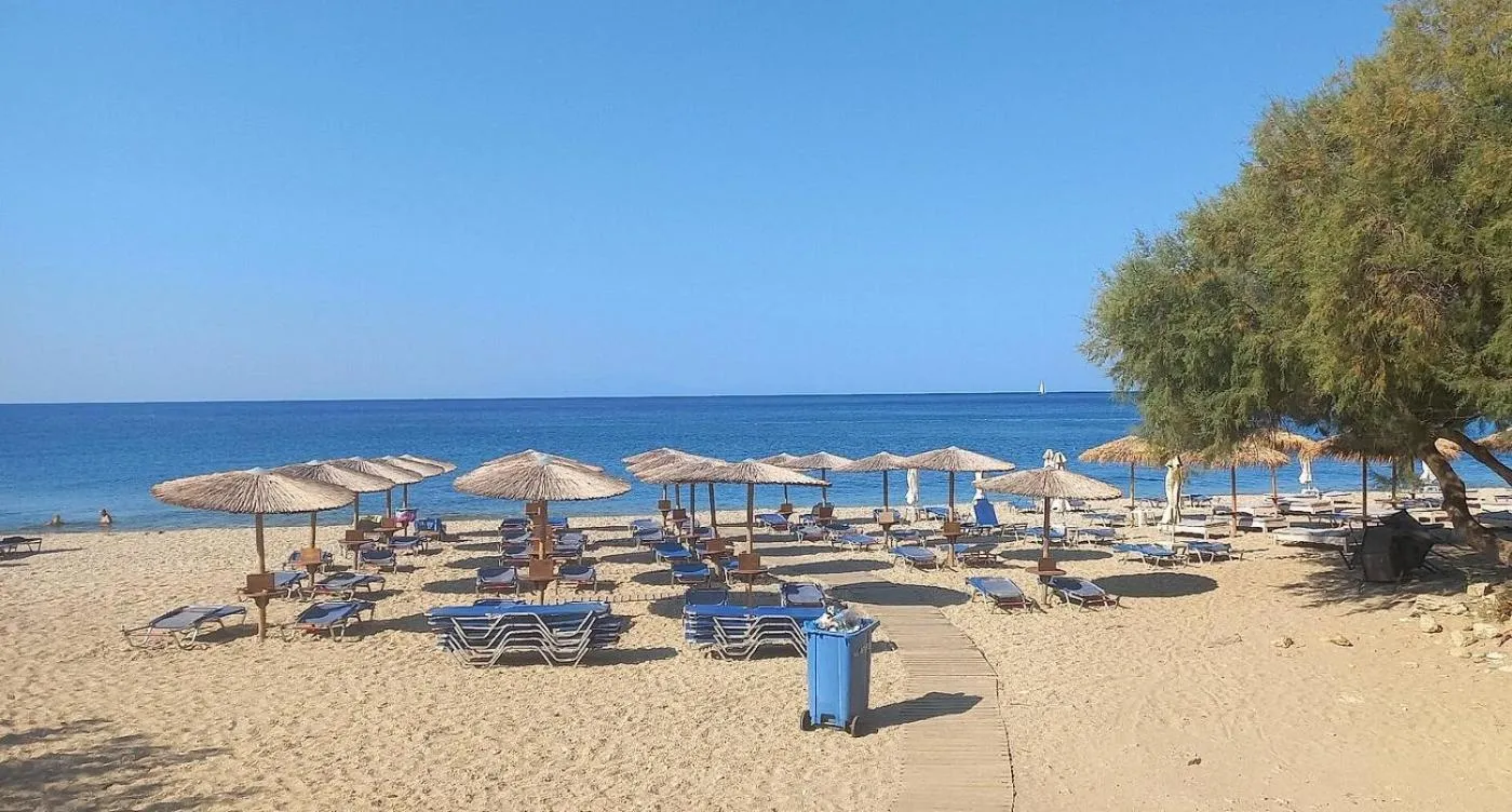 Beach in Apollon (ex. Albatros)