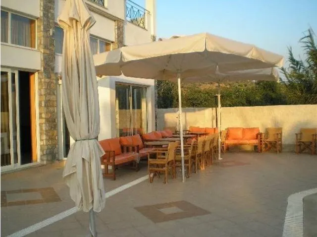 Patio in Apollon (ex. Albatros)