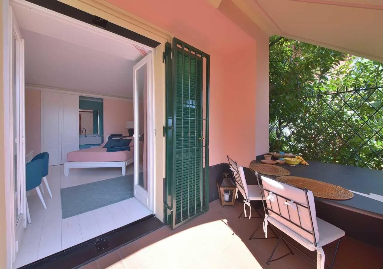 Patio in Villa Mares - sea view, free garage