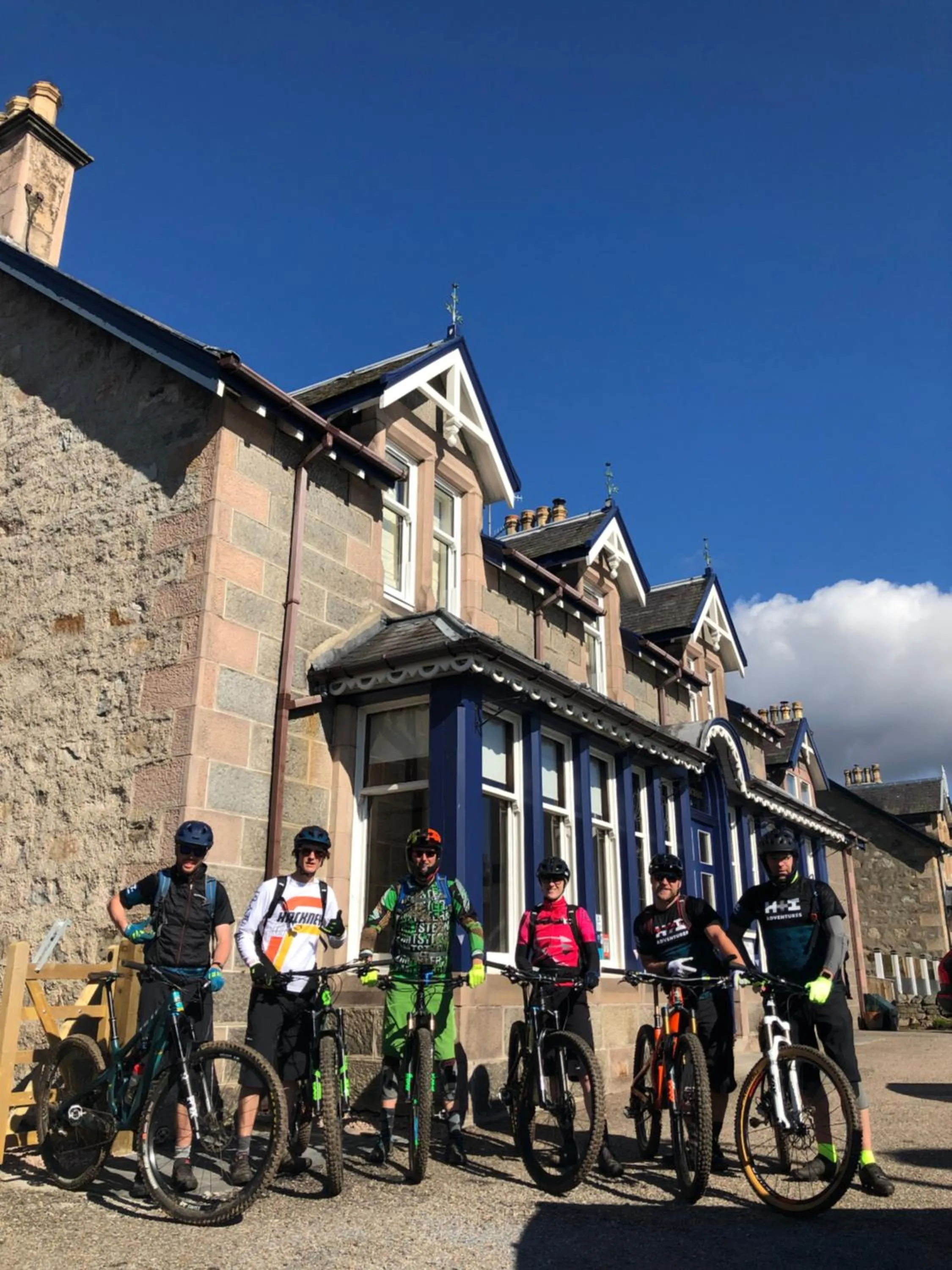 Property building in Ravenscraig Guest House