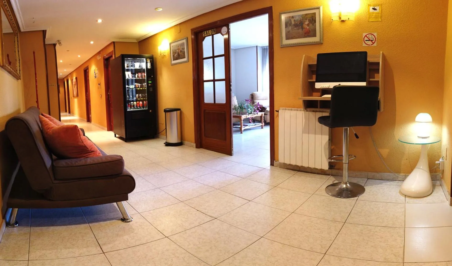 Area and facilities in Hostal Sol Naciente