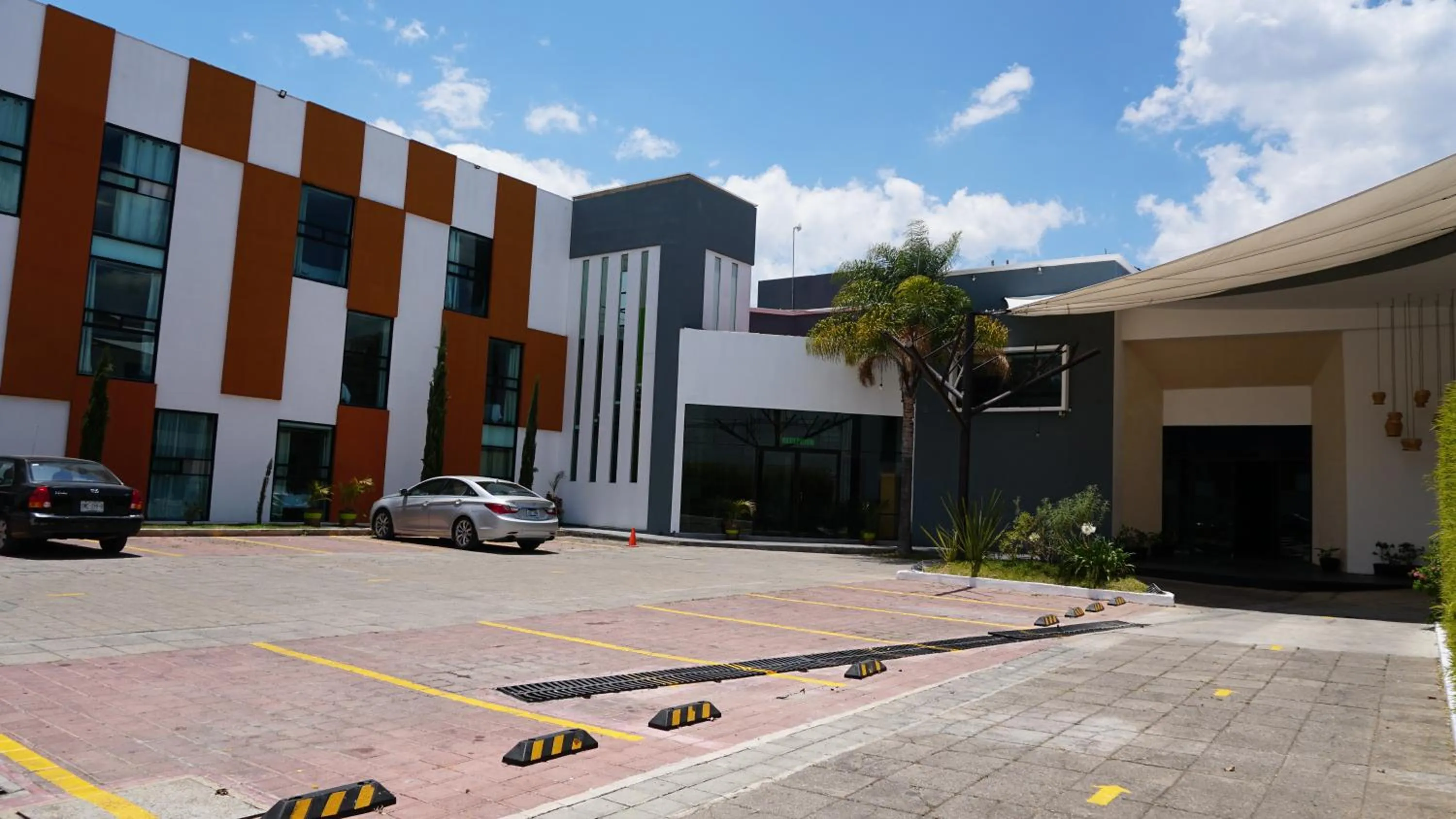 Property building in Hotel Brisas Express