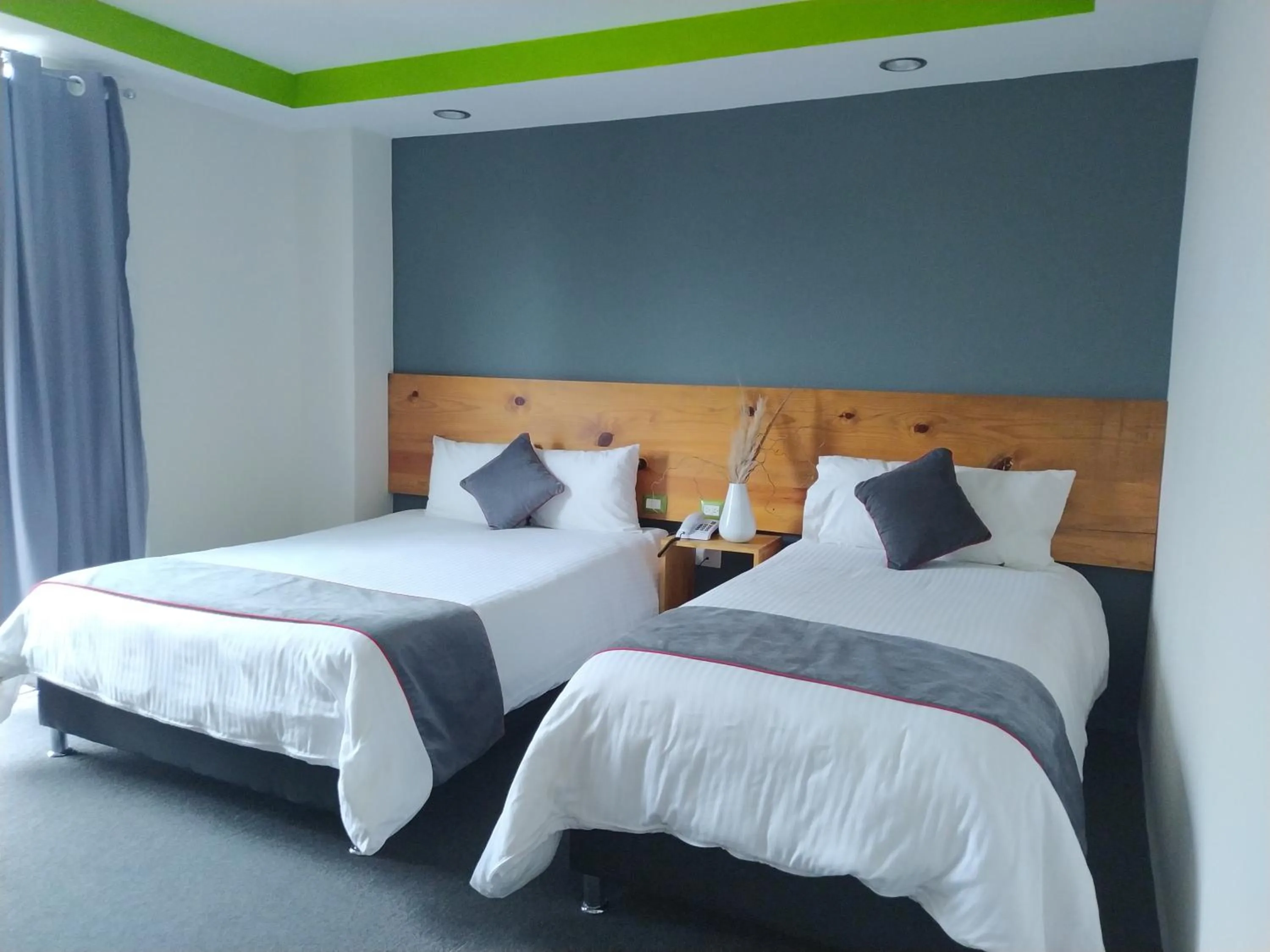 Standard Two Beds  in Hotel Brisas Express