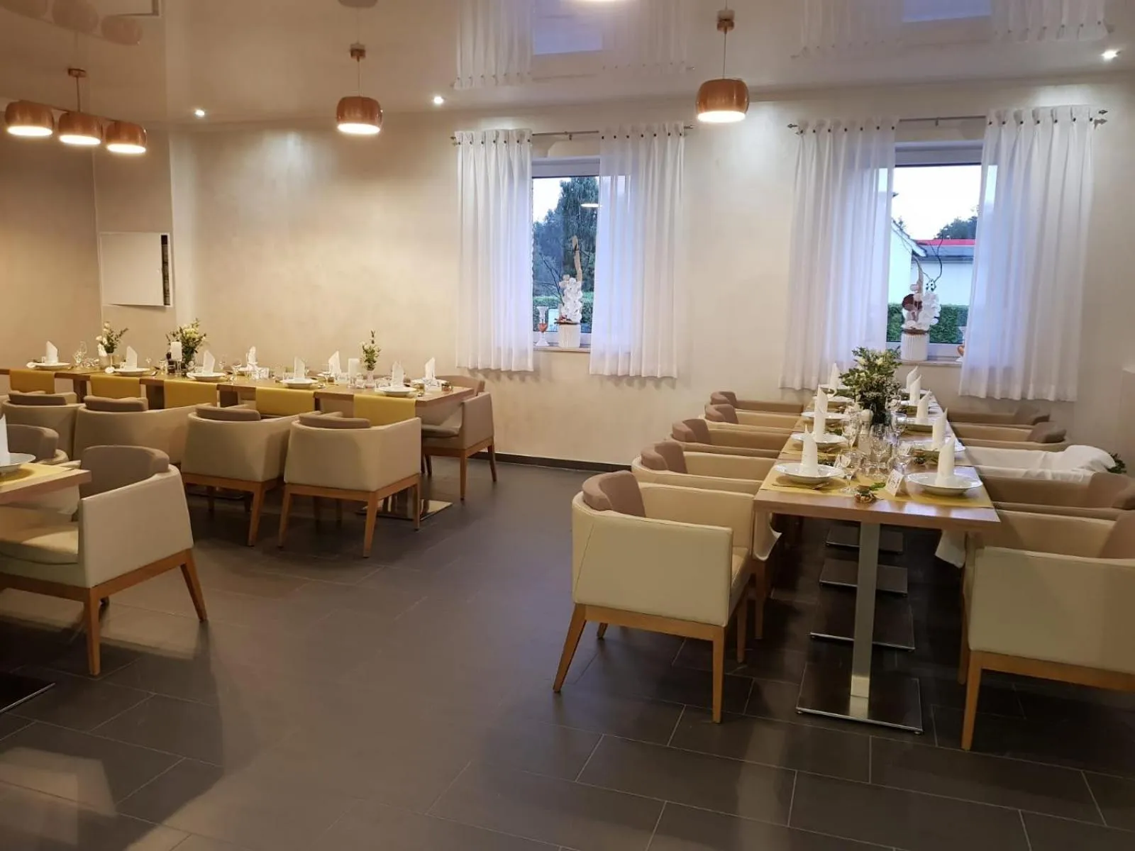 Restaurant/places to eat in Eventhaus Schamin