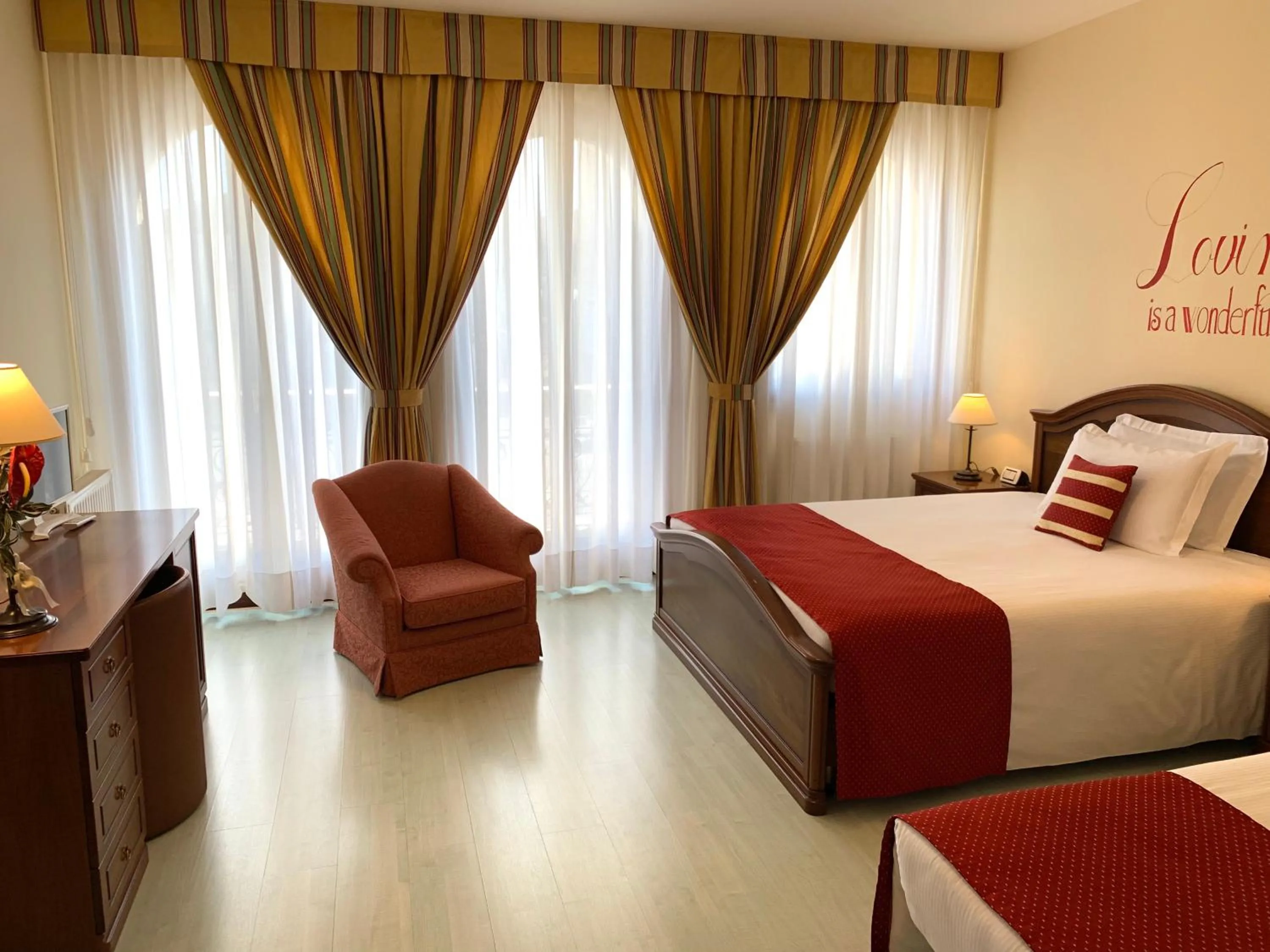 Photo of the whole room, Bed in Albergo Italia