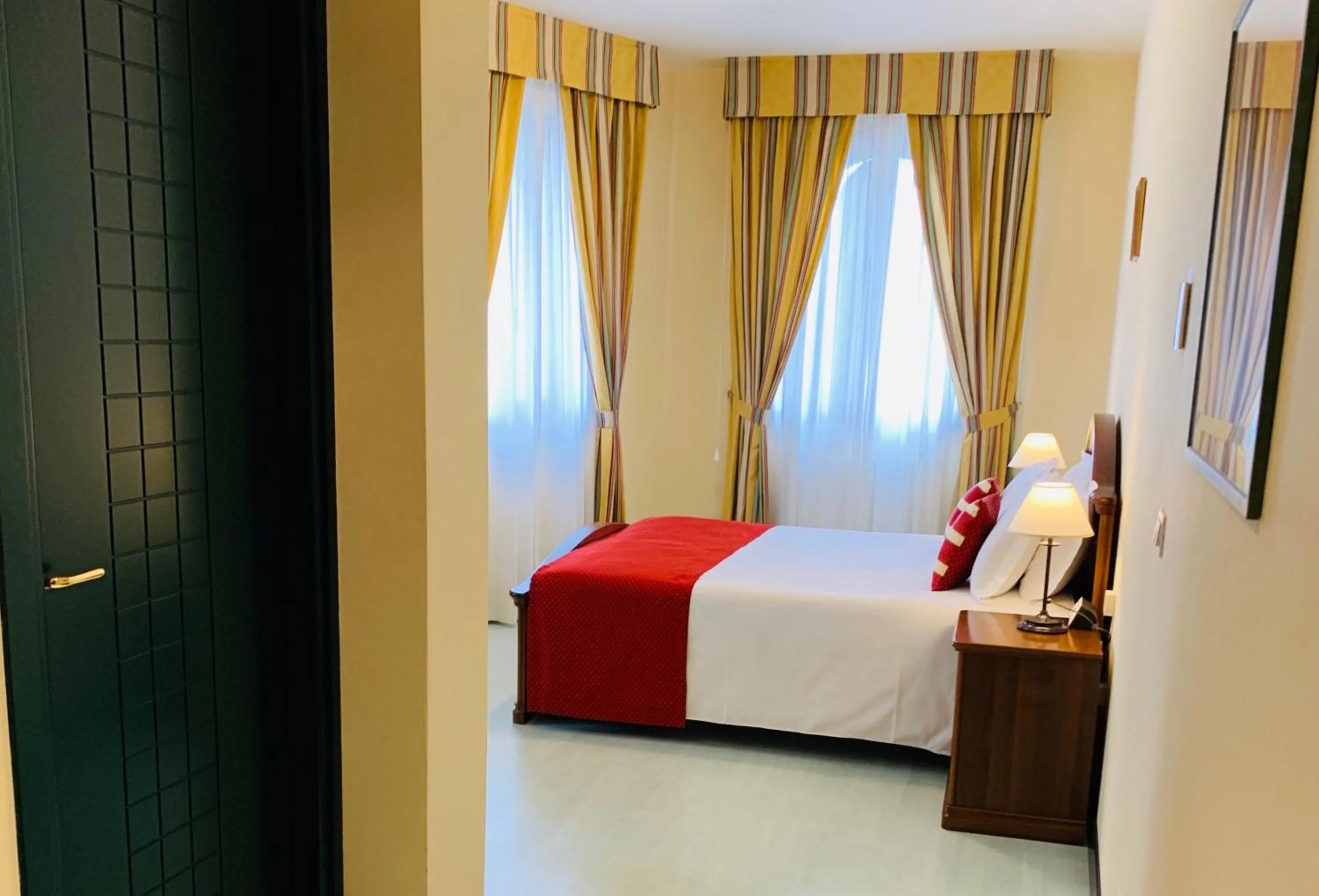 Photo of the whole room, Bed in Albergo Italia