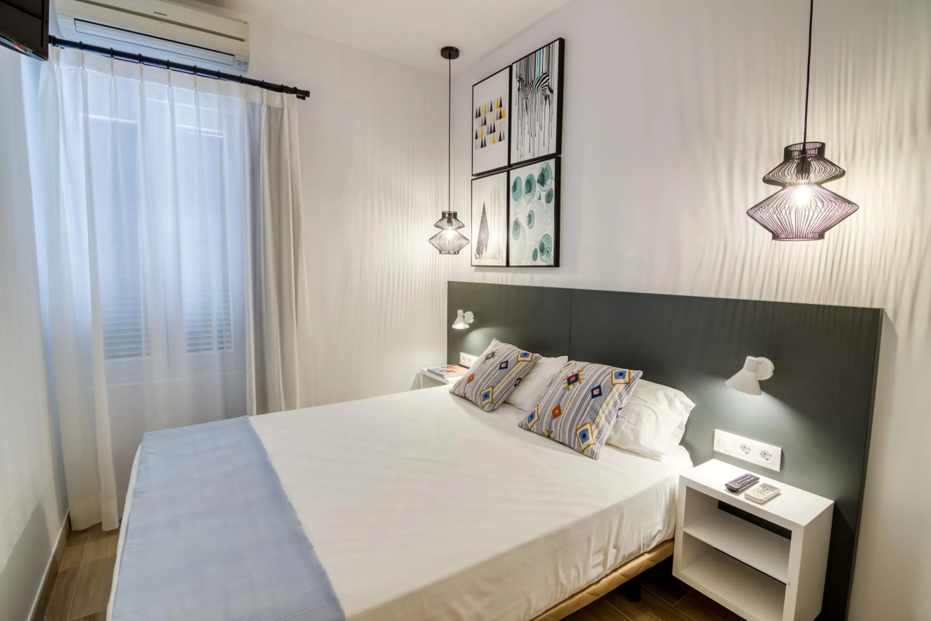 Bedroom, Bed in Hostal La Isla