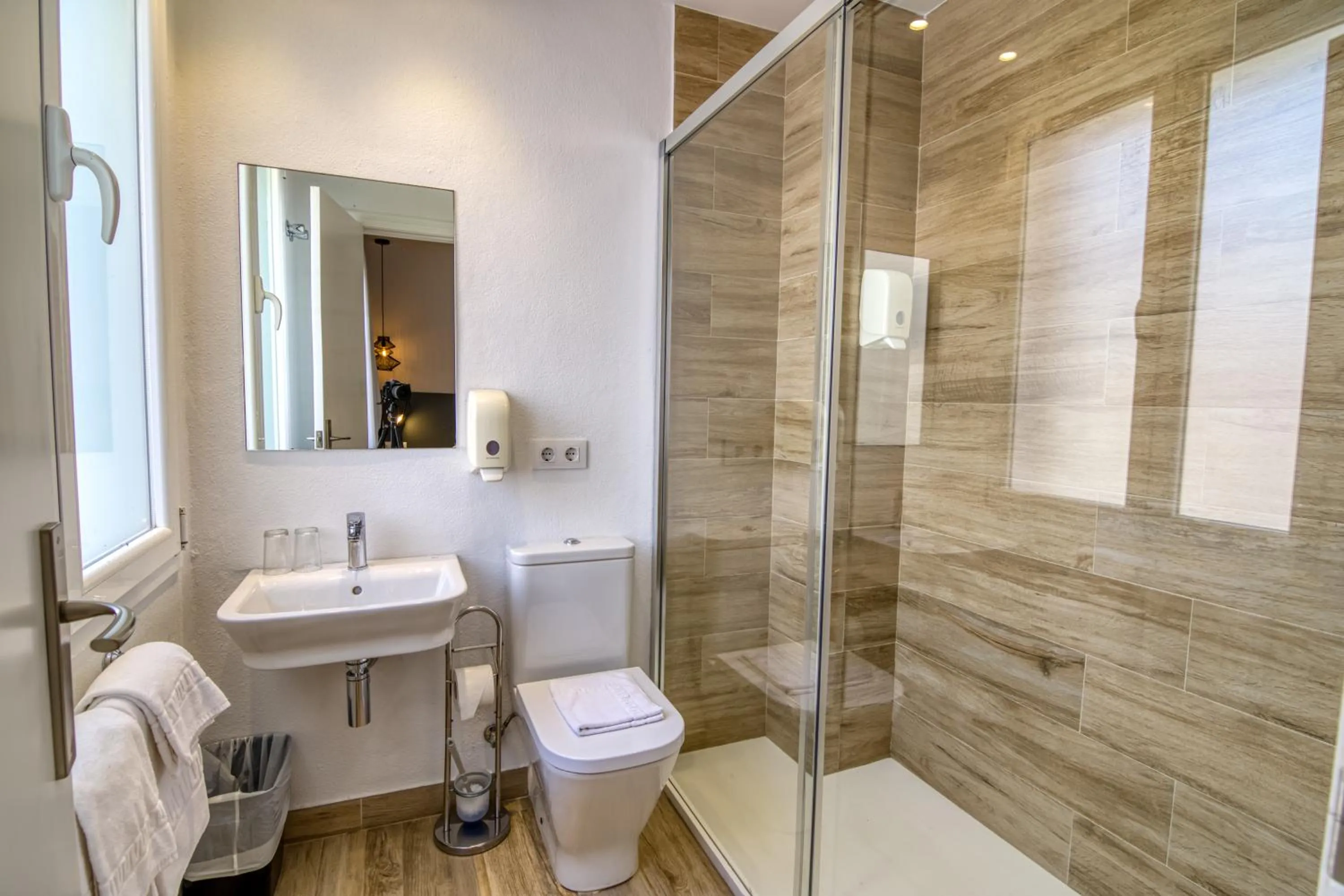 Bathroom in Hostal La Isla