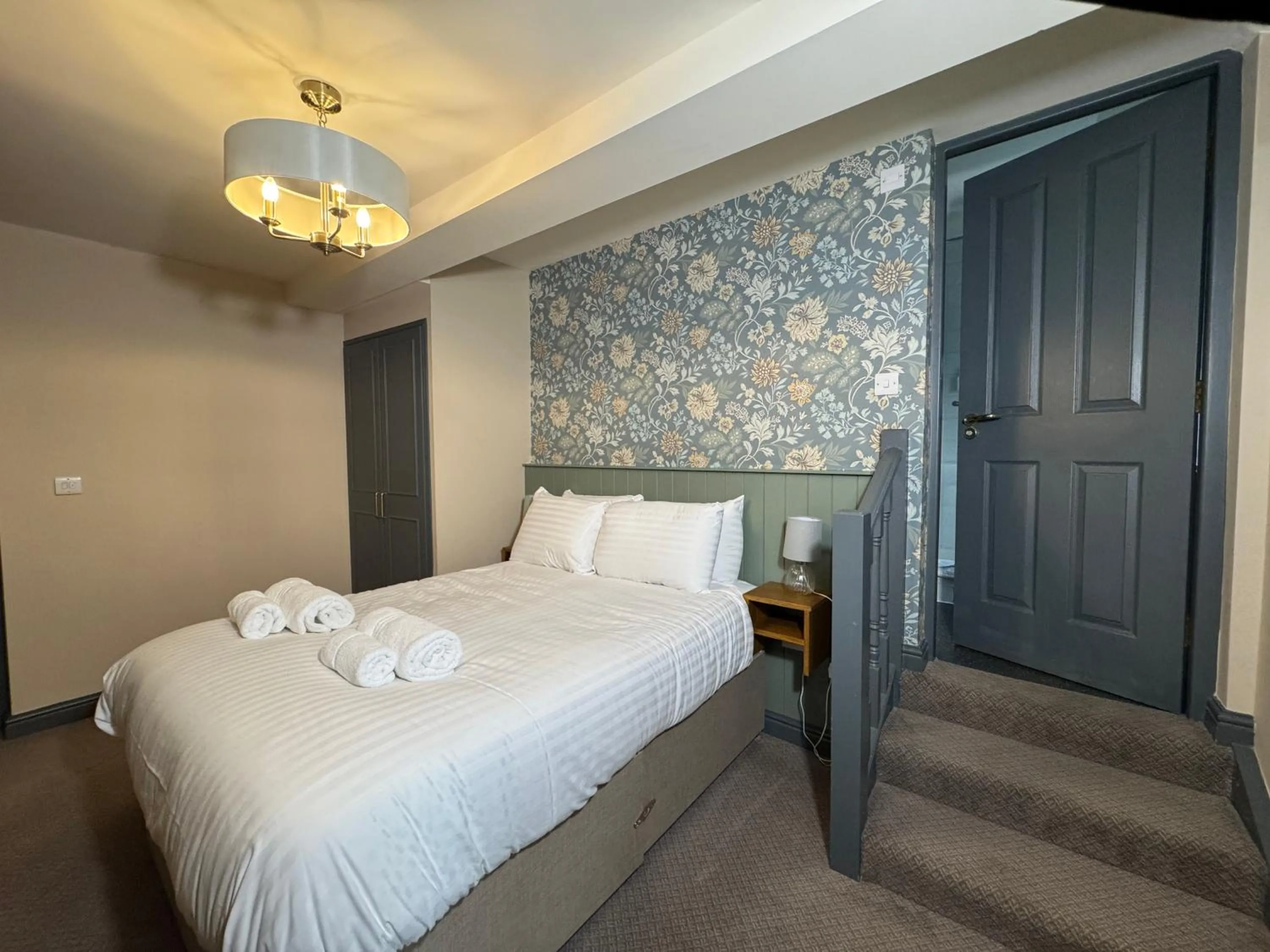 Bed in The Cross Scythes