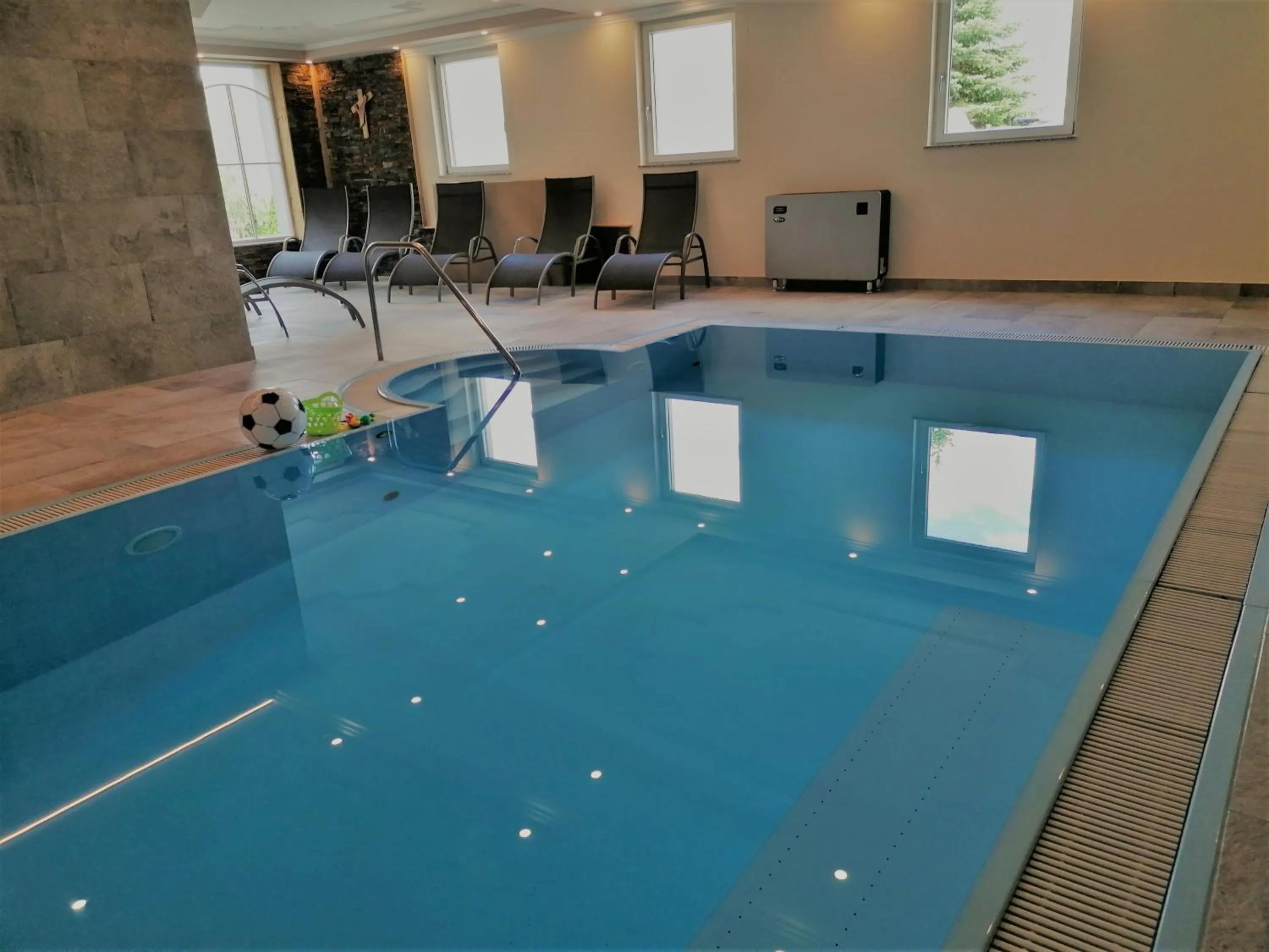 Swimming pool in Apart Hotel Ideal