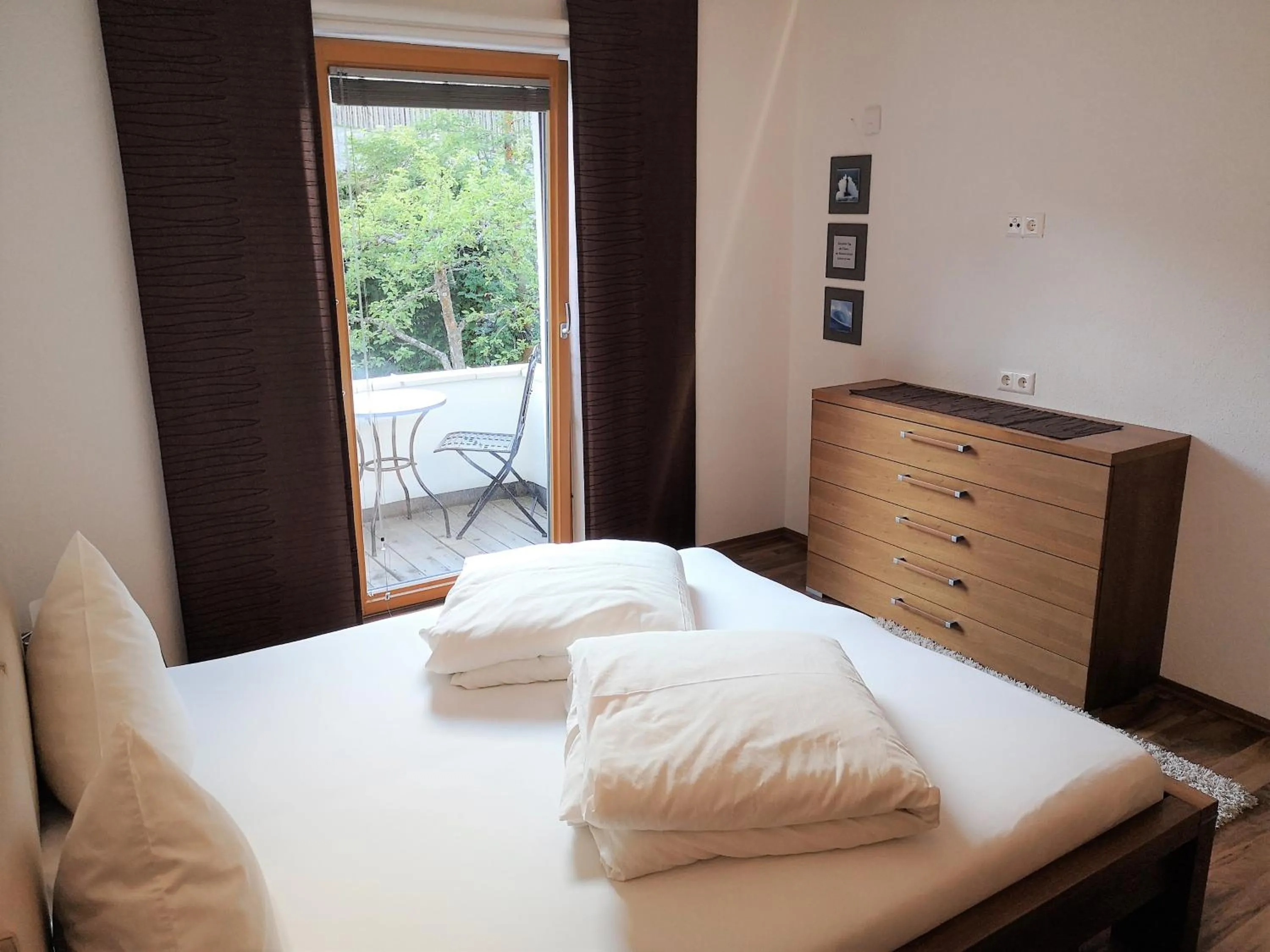 Bed in Apart Hotel Ideal