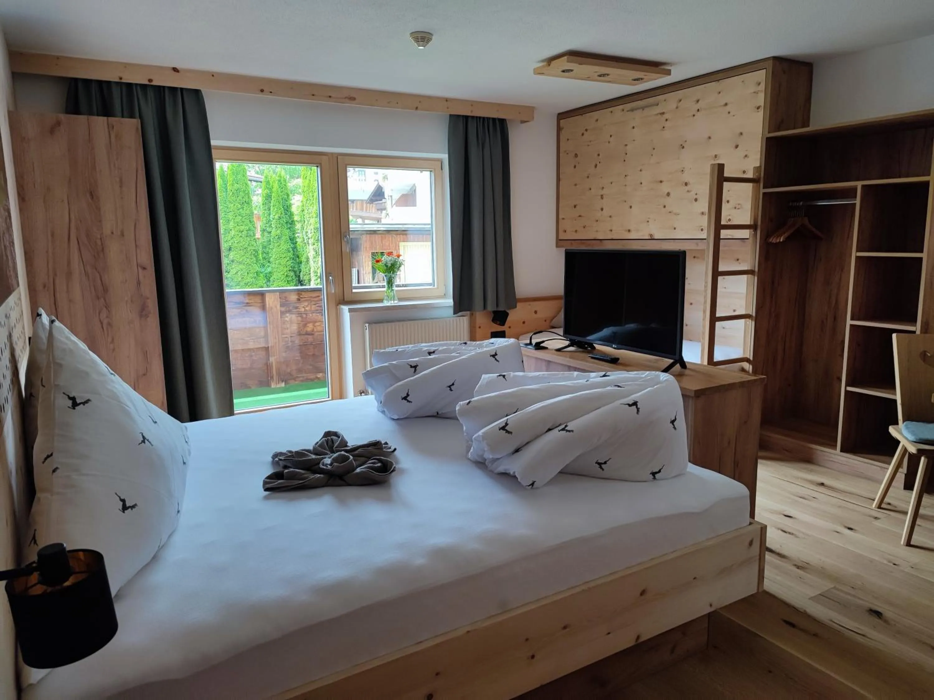 Bed in Apart Hotel Ideal