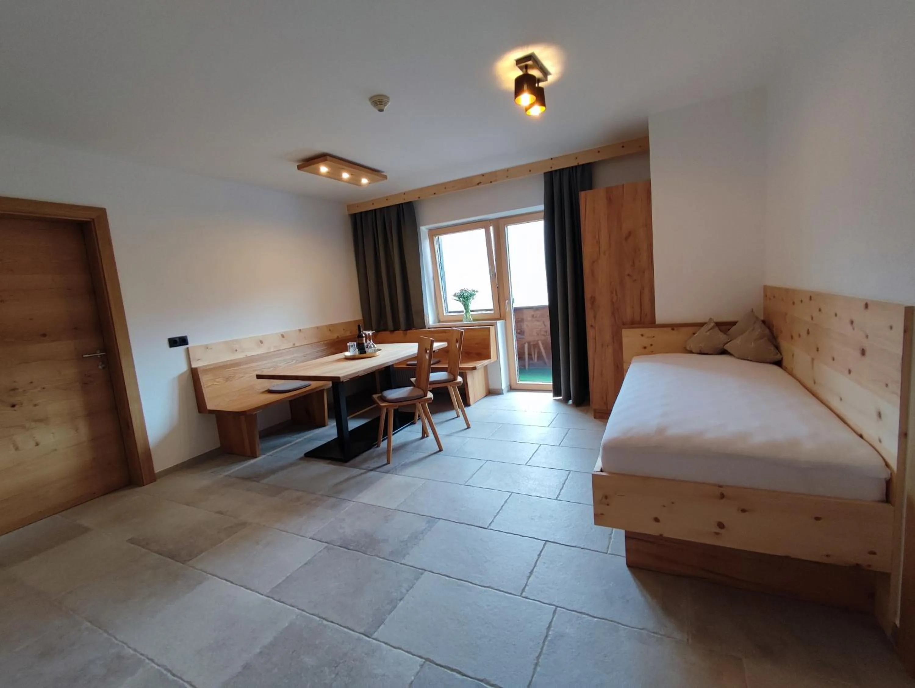 Living room, Bed in Apart Hotel Ideal