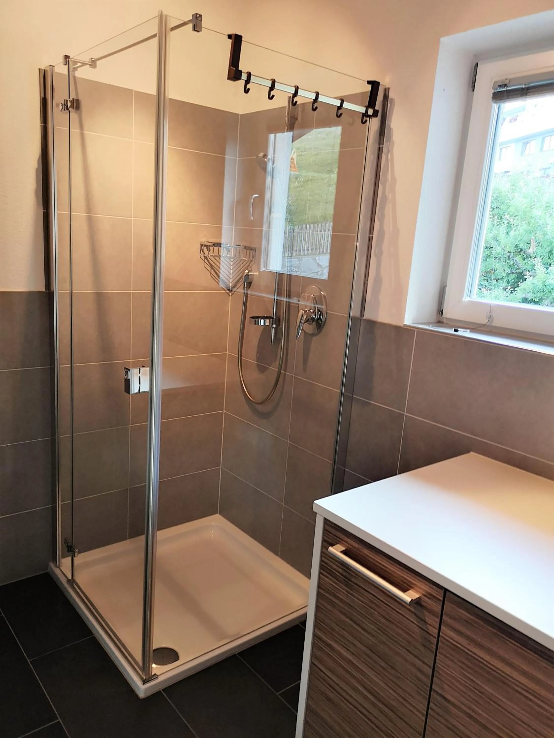 Shower in Apart Hotel Ideal