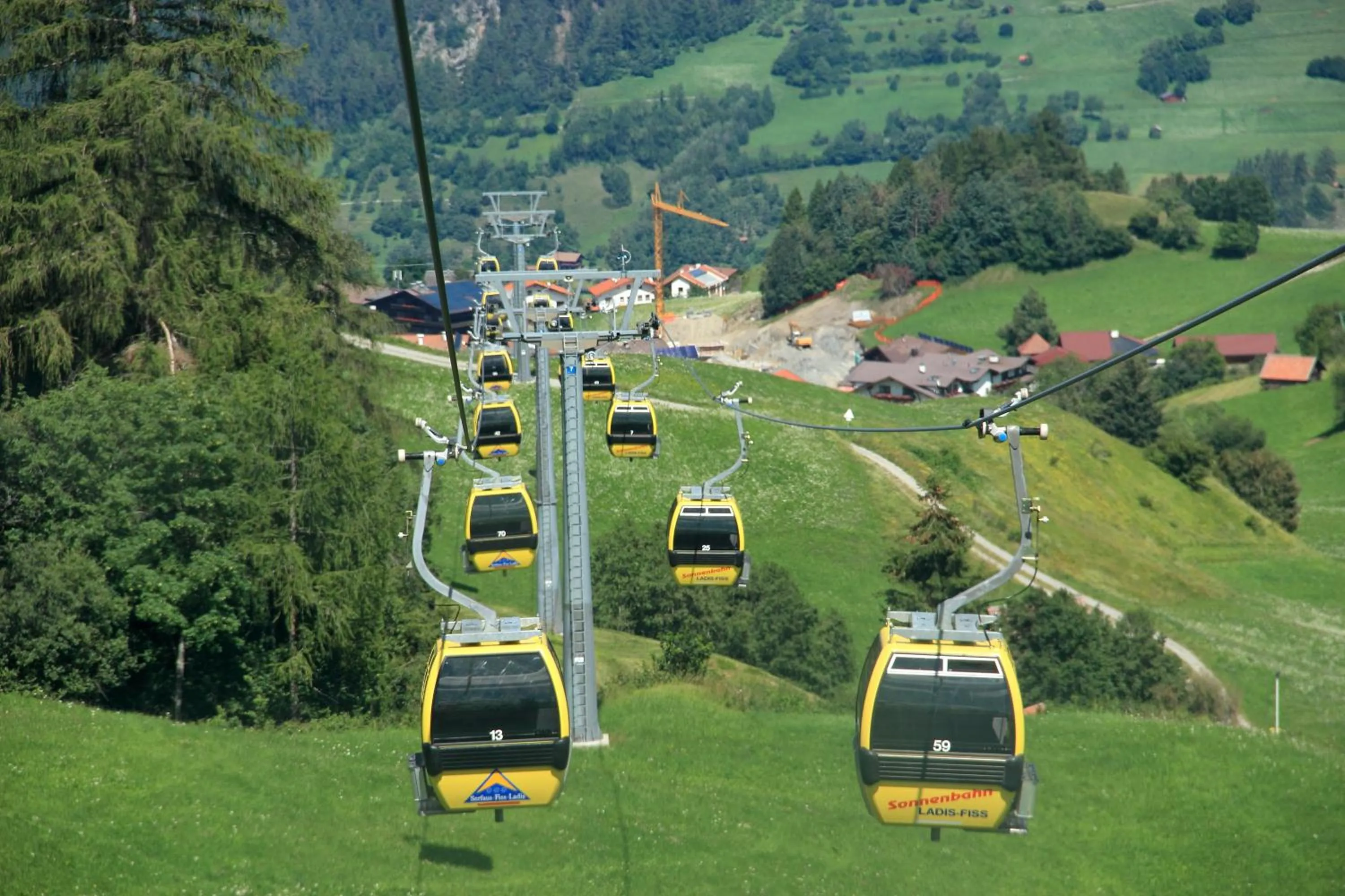 Area and facilities in Apart Hotel Ideal