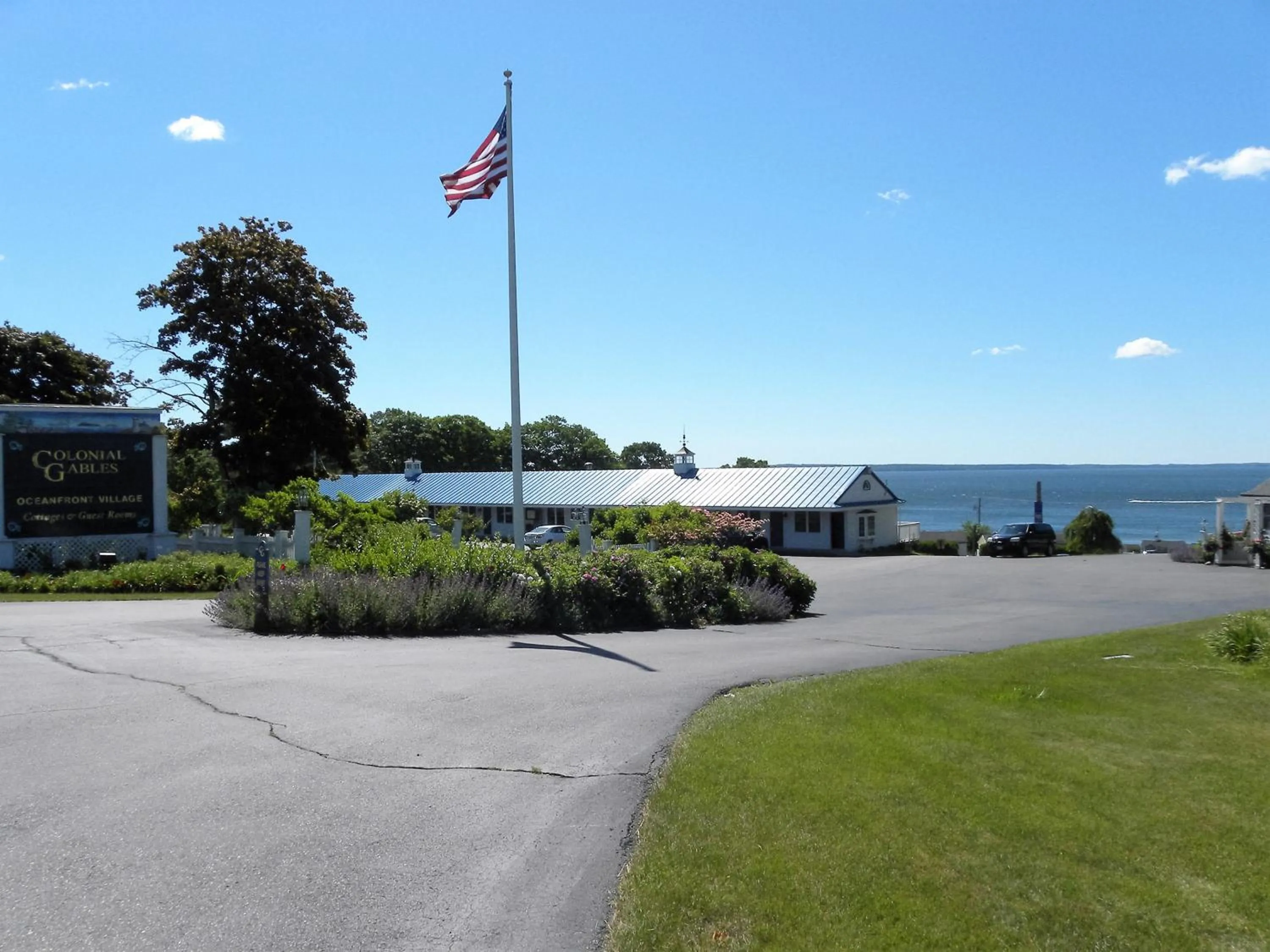 Property building in Colonial Gables Oceanfront Village