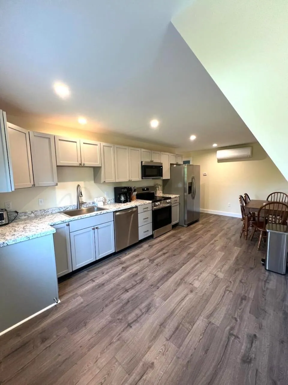 Kitchen or kitchenette in Colonial Gables Oceanfront Village