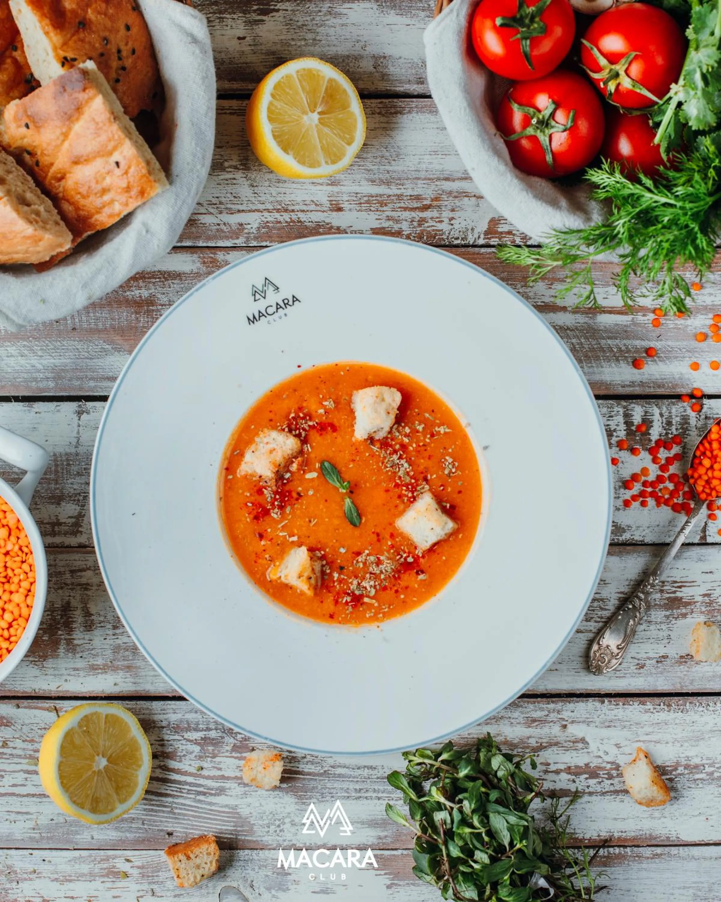 Food and drinks in Macara Village Resort