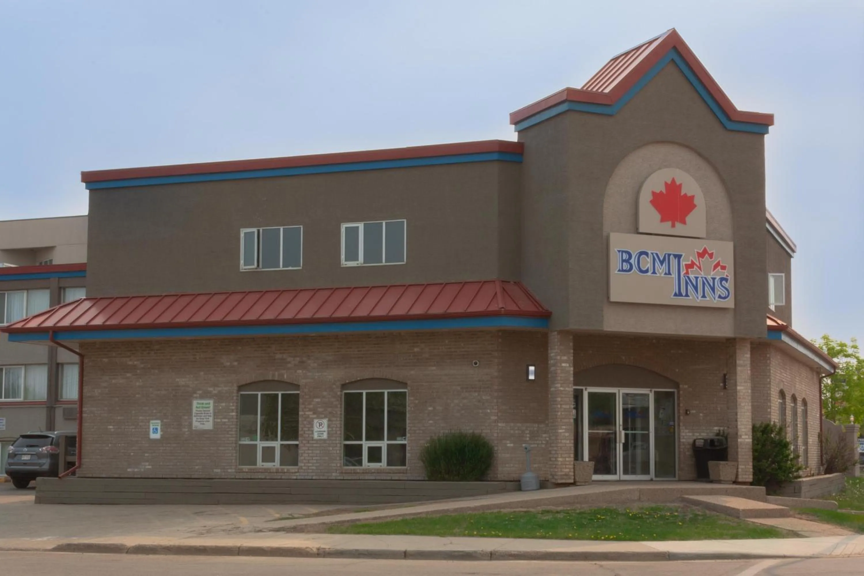 Property building in BCM Inns Fort McMurray - Downtown