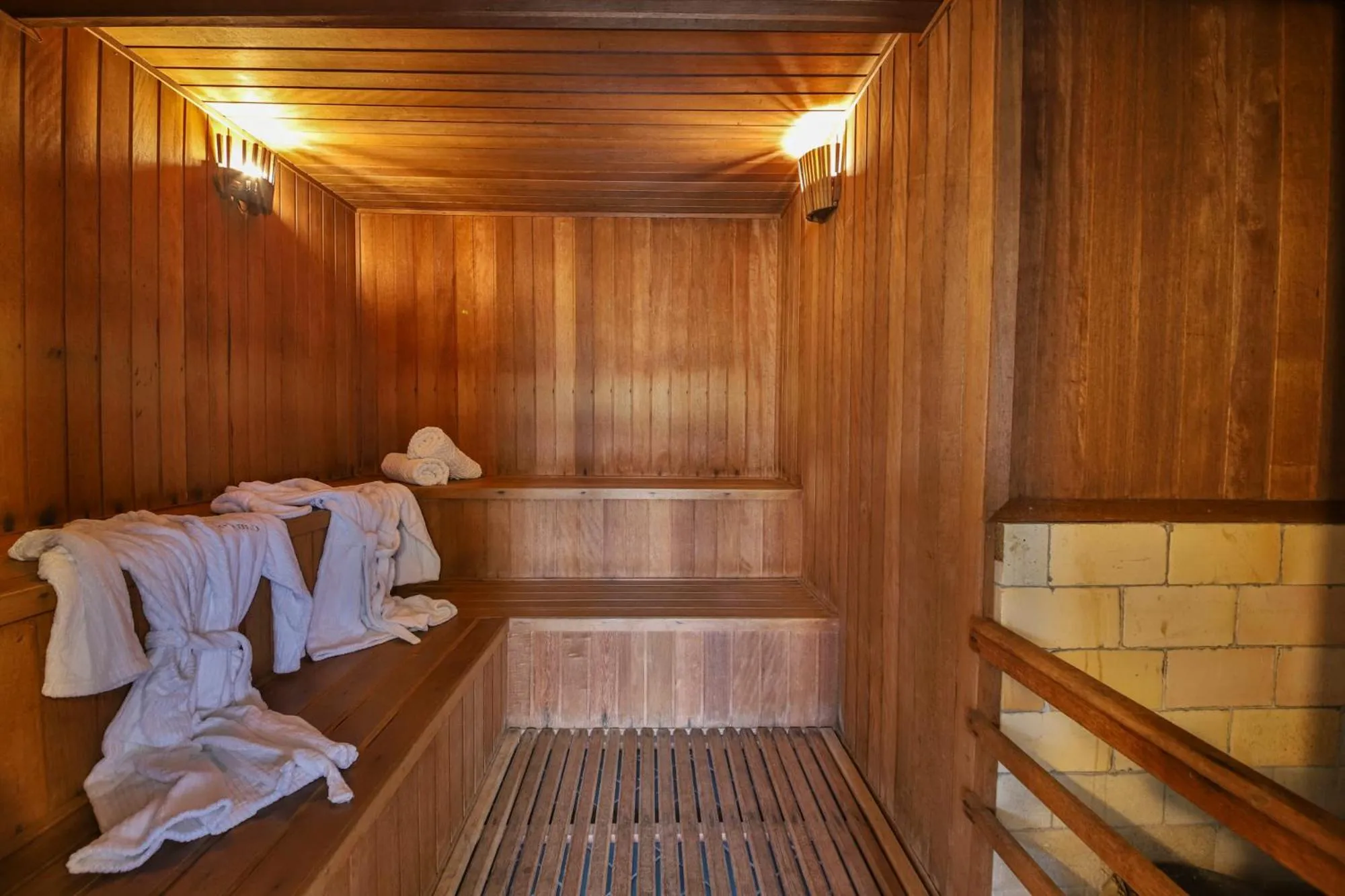 Sauna in Esquilo Hotel