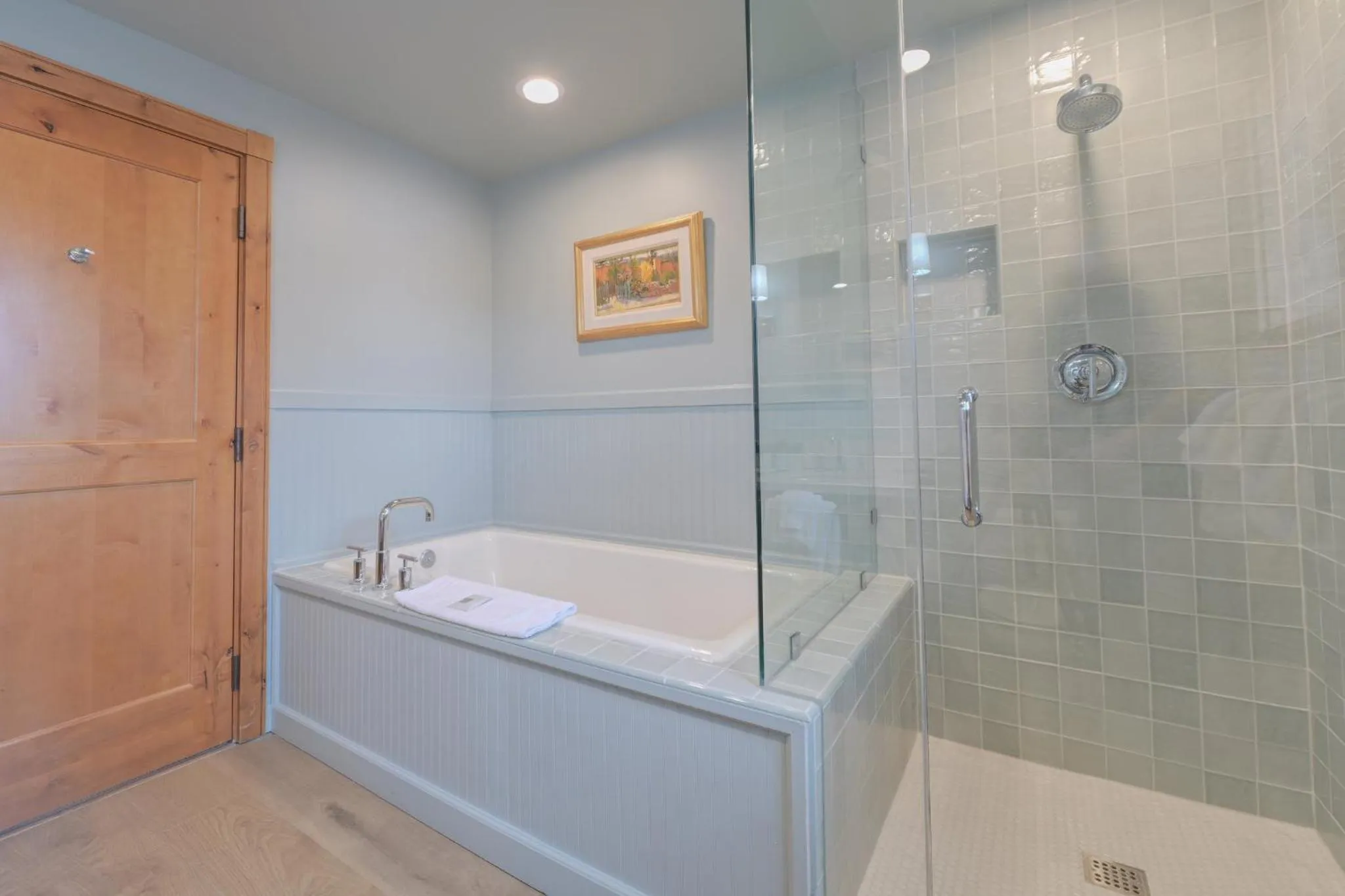 Bathroom in The Lodge at Mountaineer Square, A Vail Resorts Property